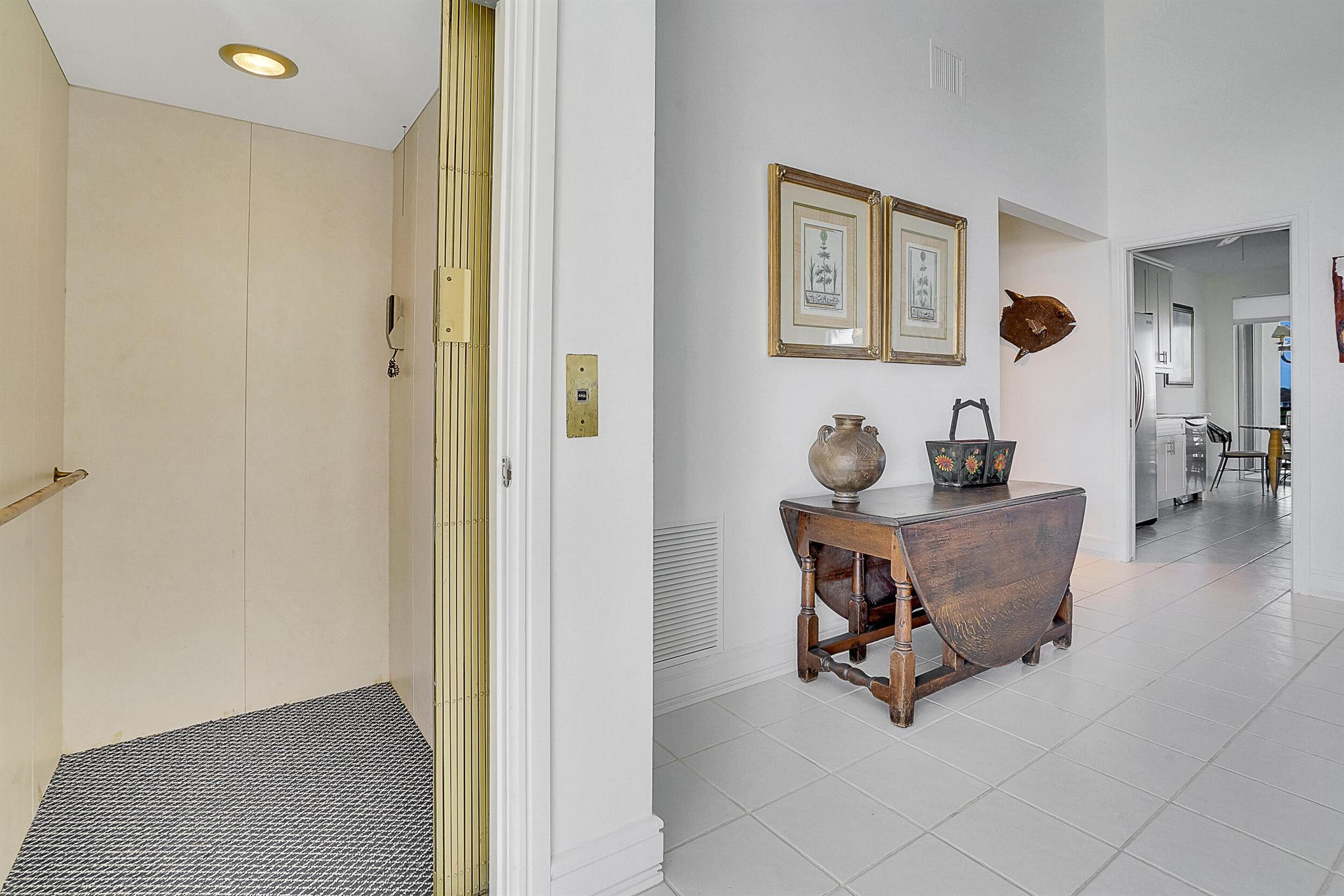 2703 Captains Way