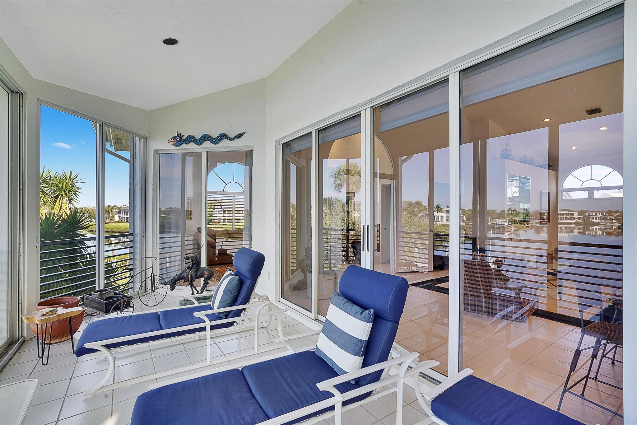 2703 Captains Way