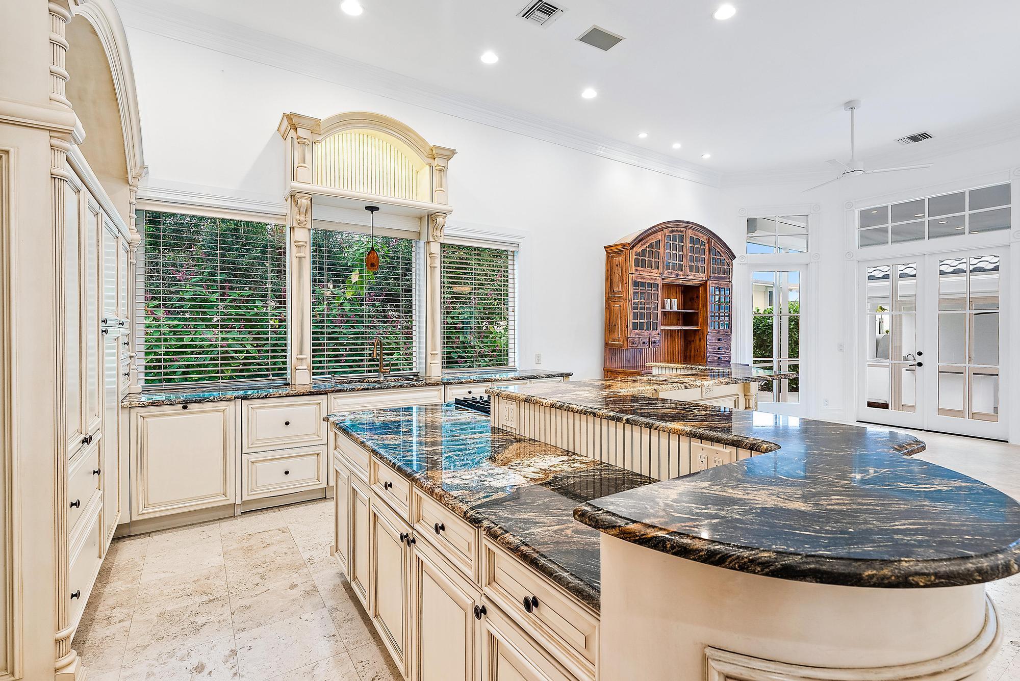 386 Eagle Drive