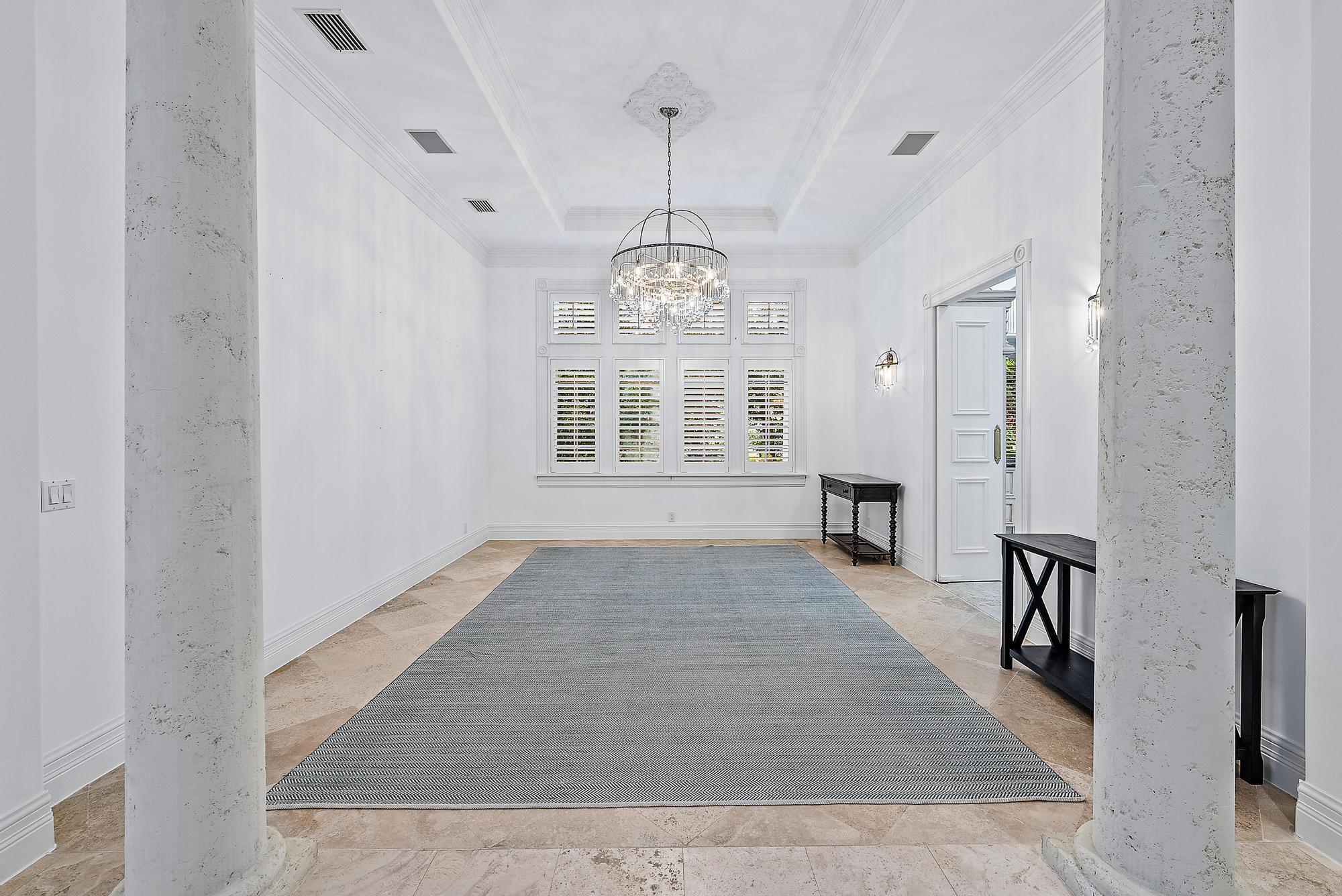 386 Eagle Drive