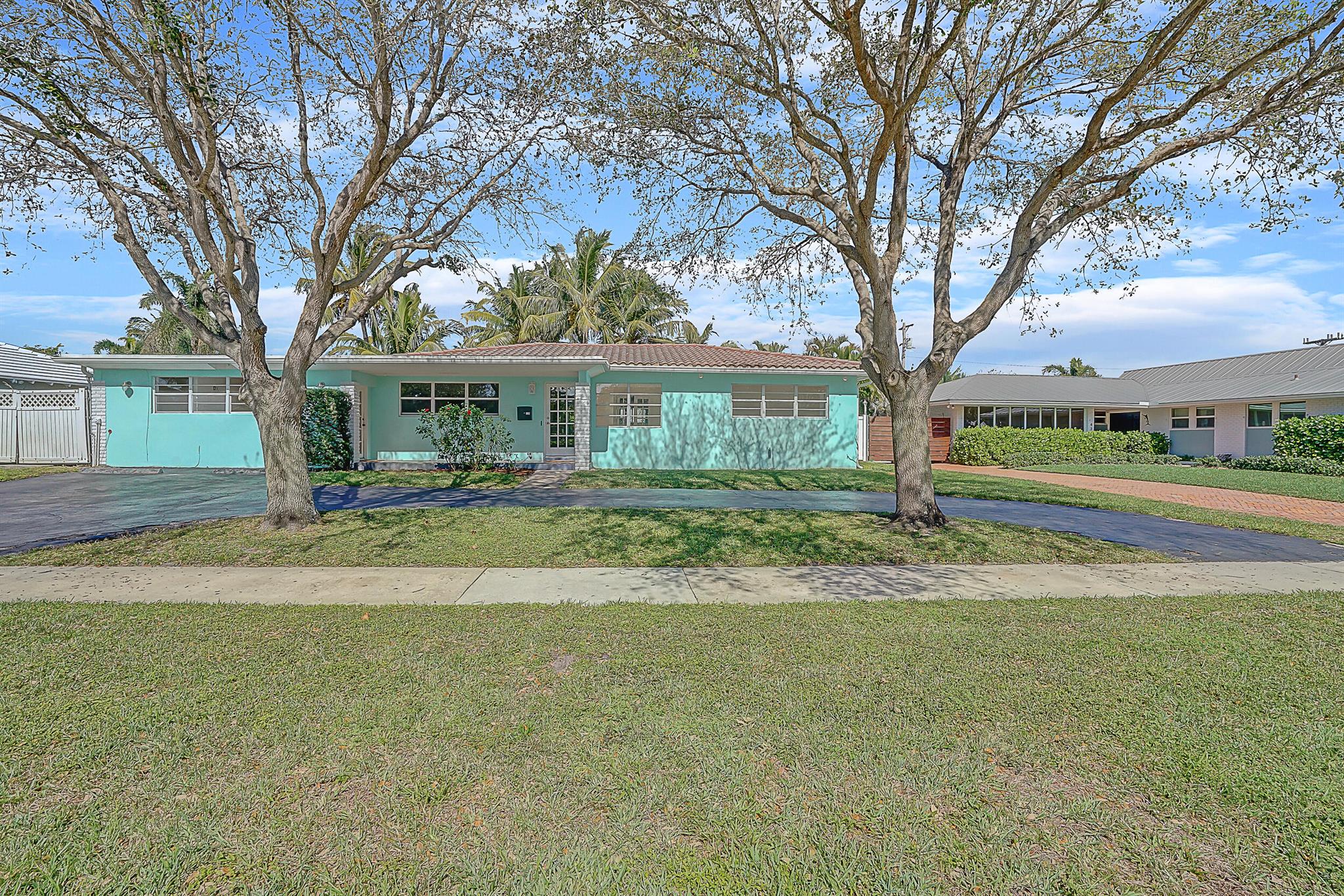 439 Lighthouse Drive