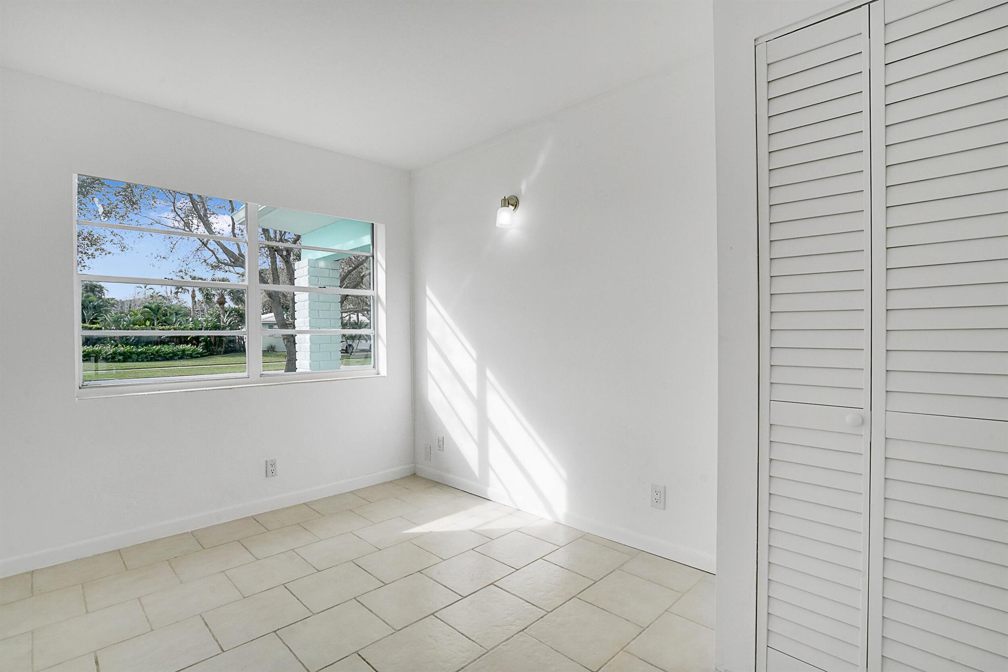 439 Lighthouse Drive