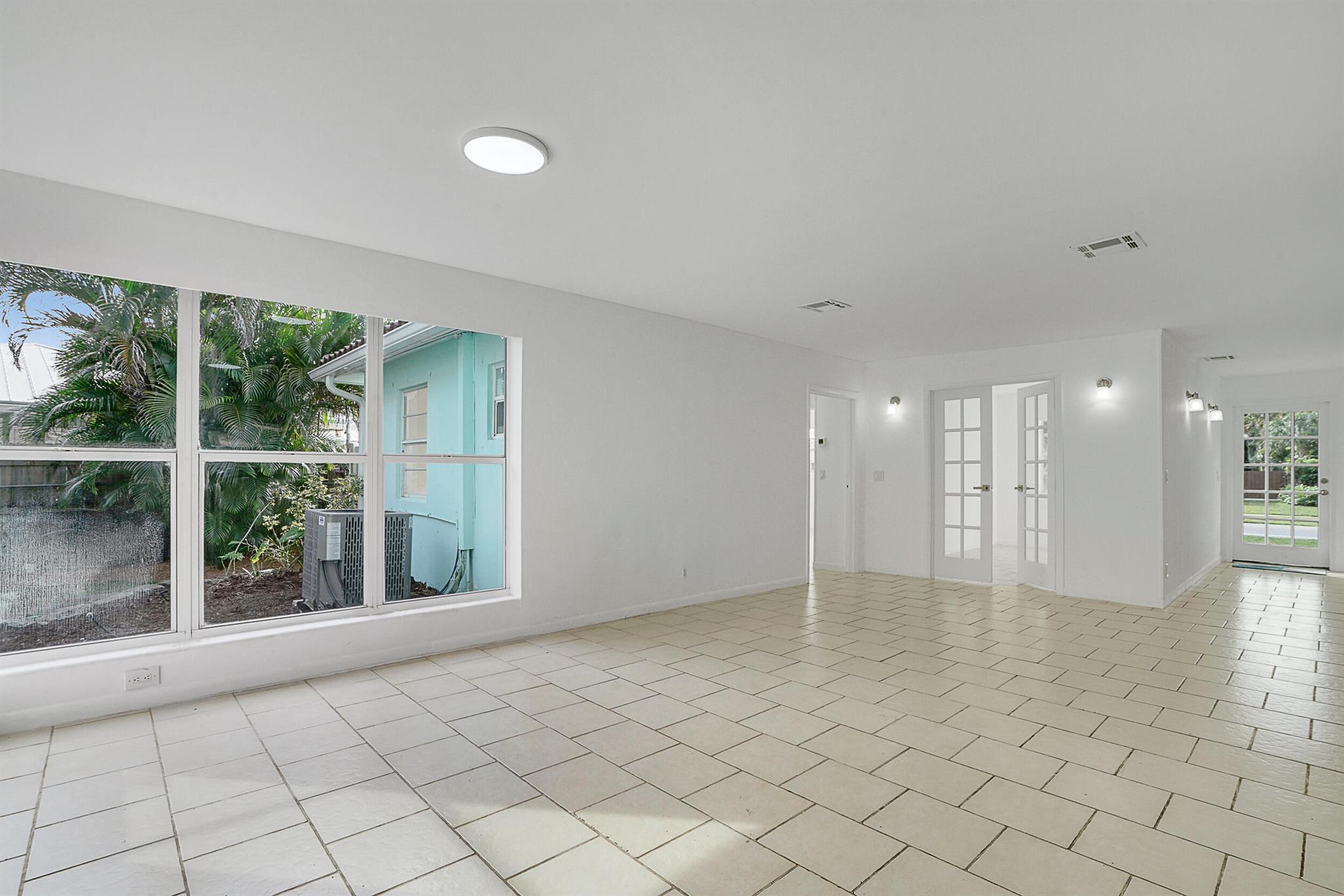 439 Lighthouse Drive
