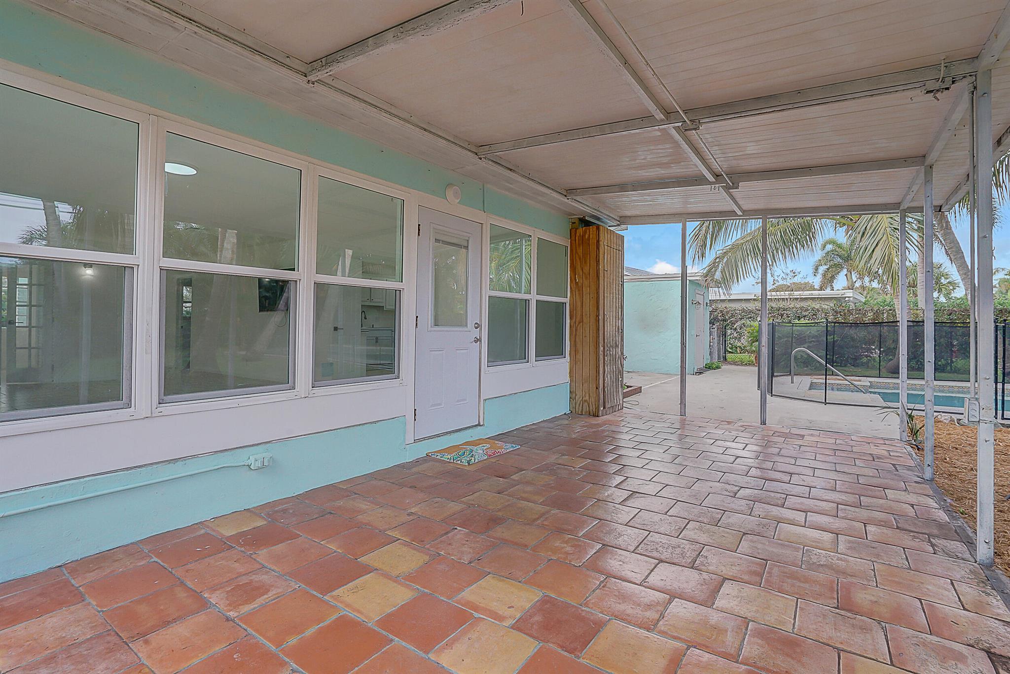 439 Lighthouse Drive
