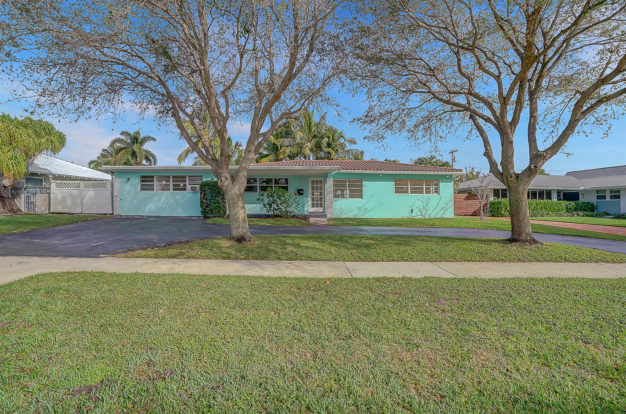 439 Lighthouse Drive