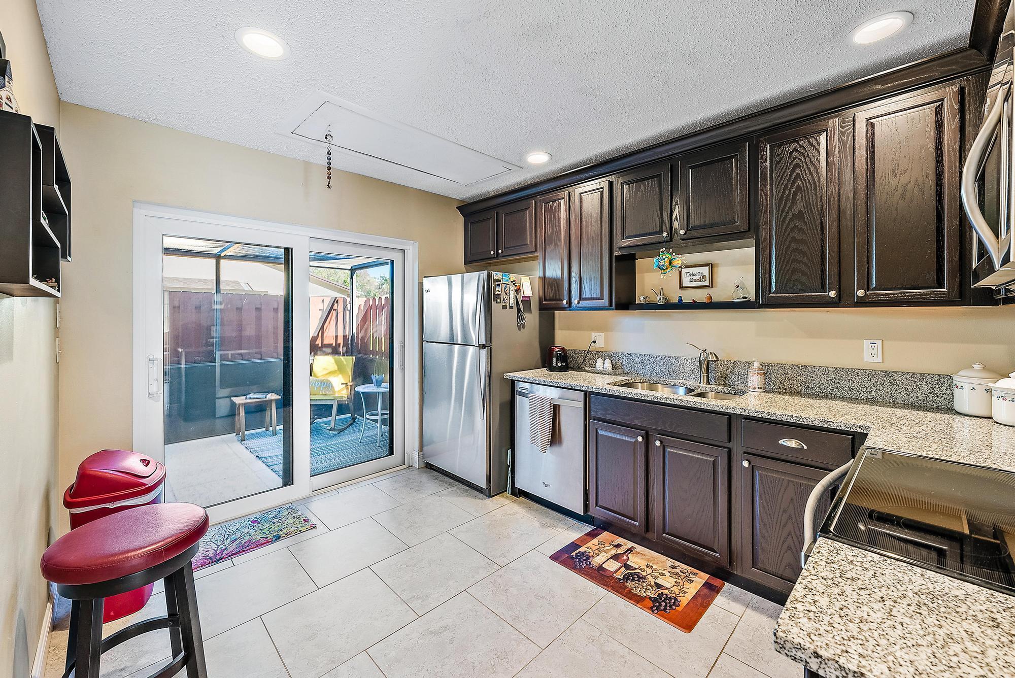 8003 SE Villa Circle