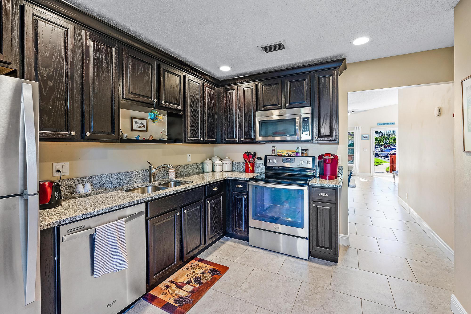 8003 SE Villa Circle