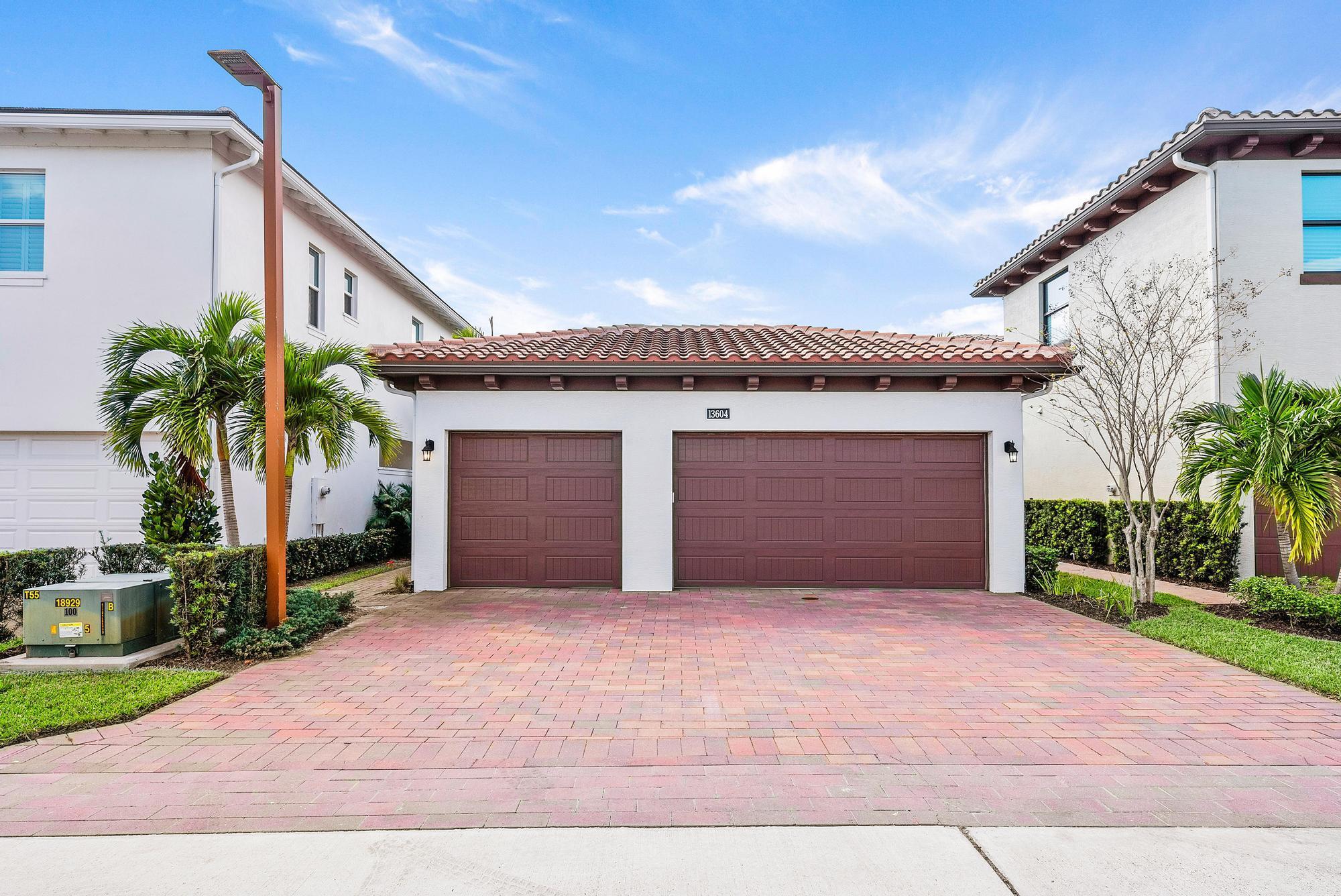 13604 Dumont Road