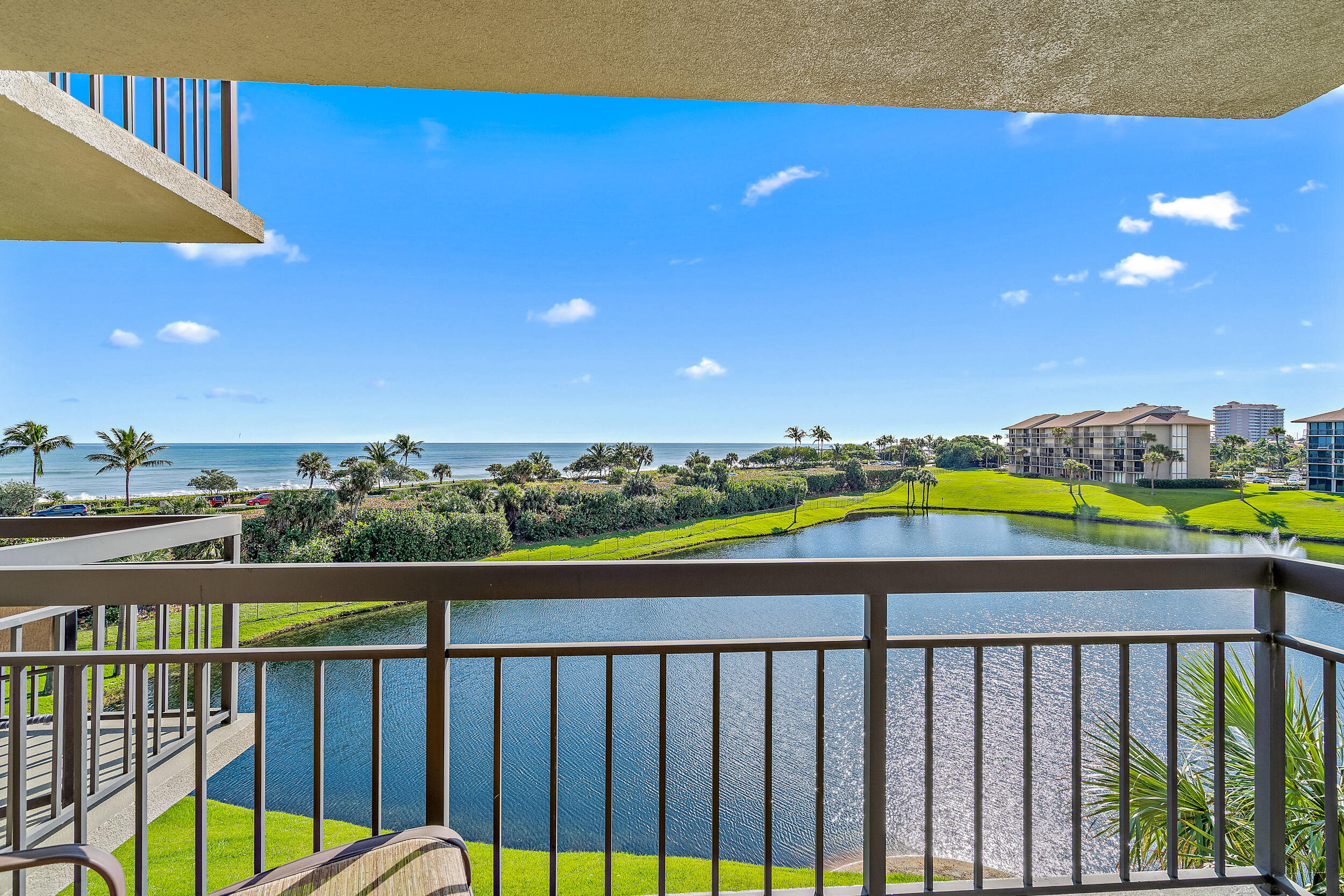 101 S Seas Drive 406