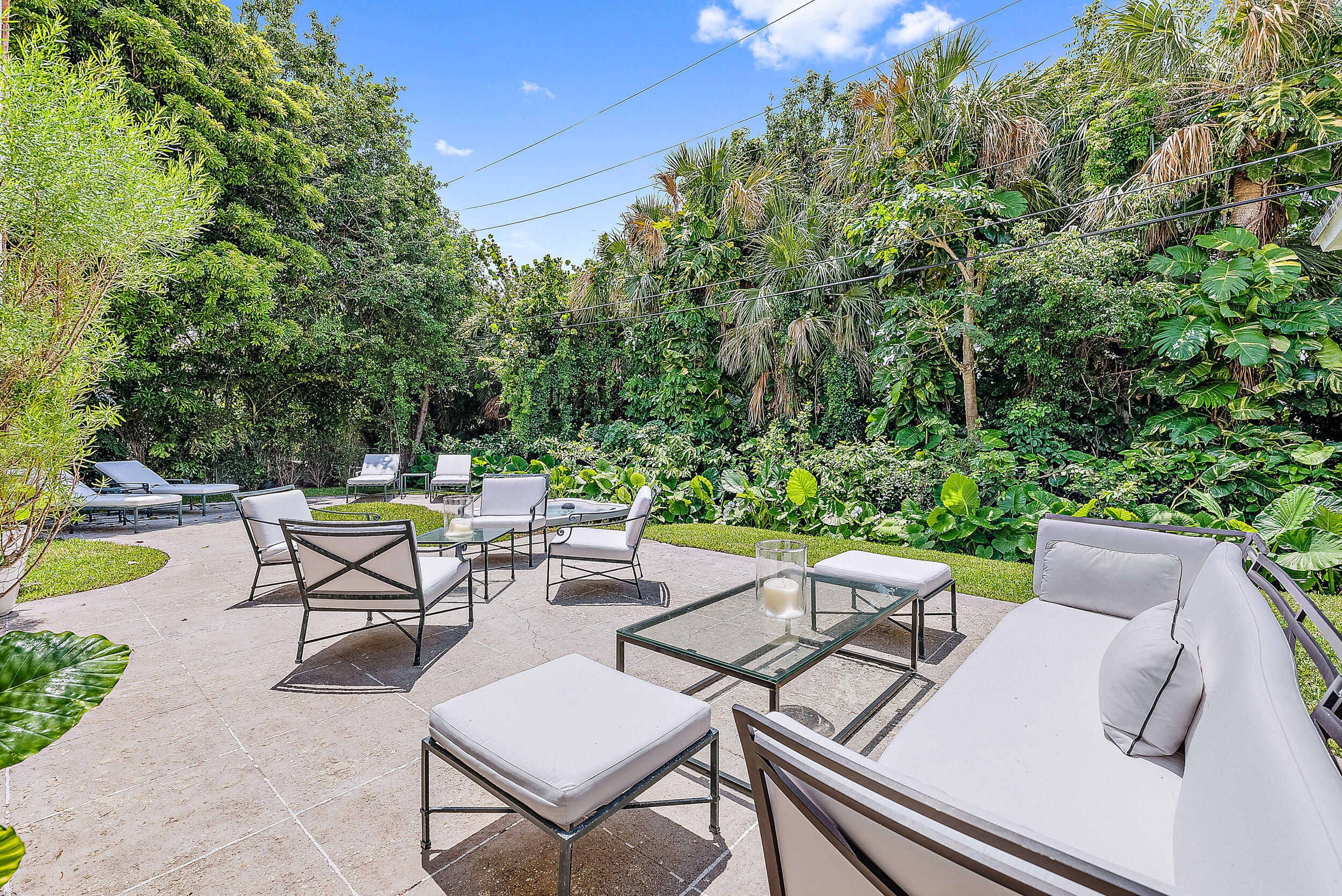 250 Bahama Lane