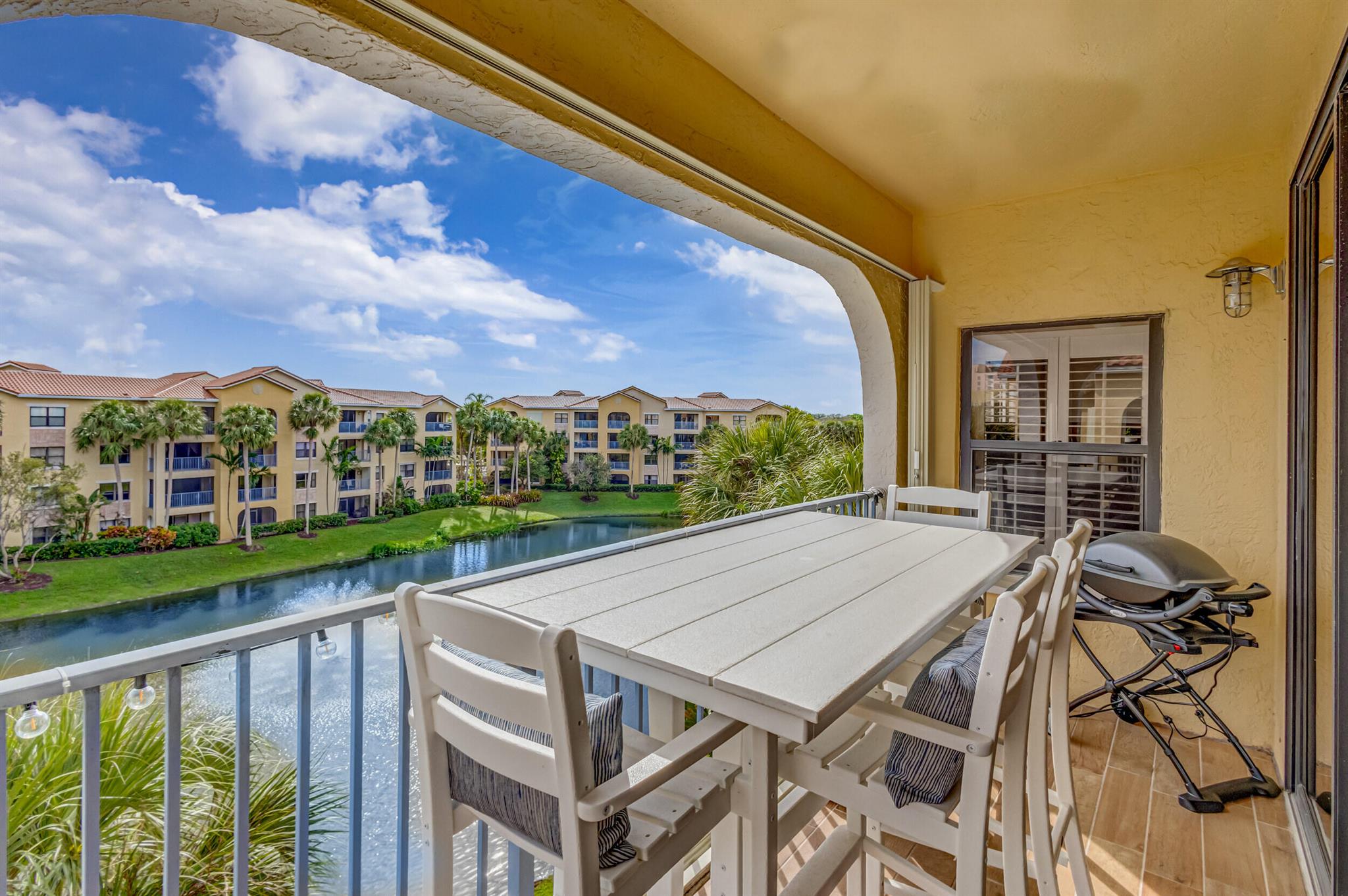 100 Uno Lago Drive 401