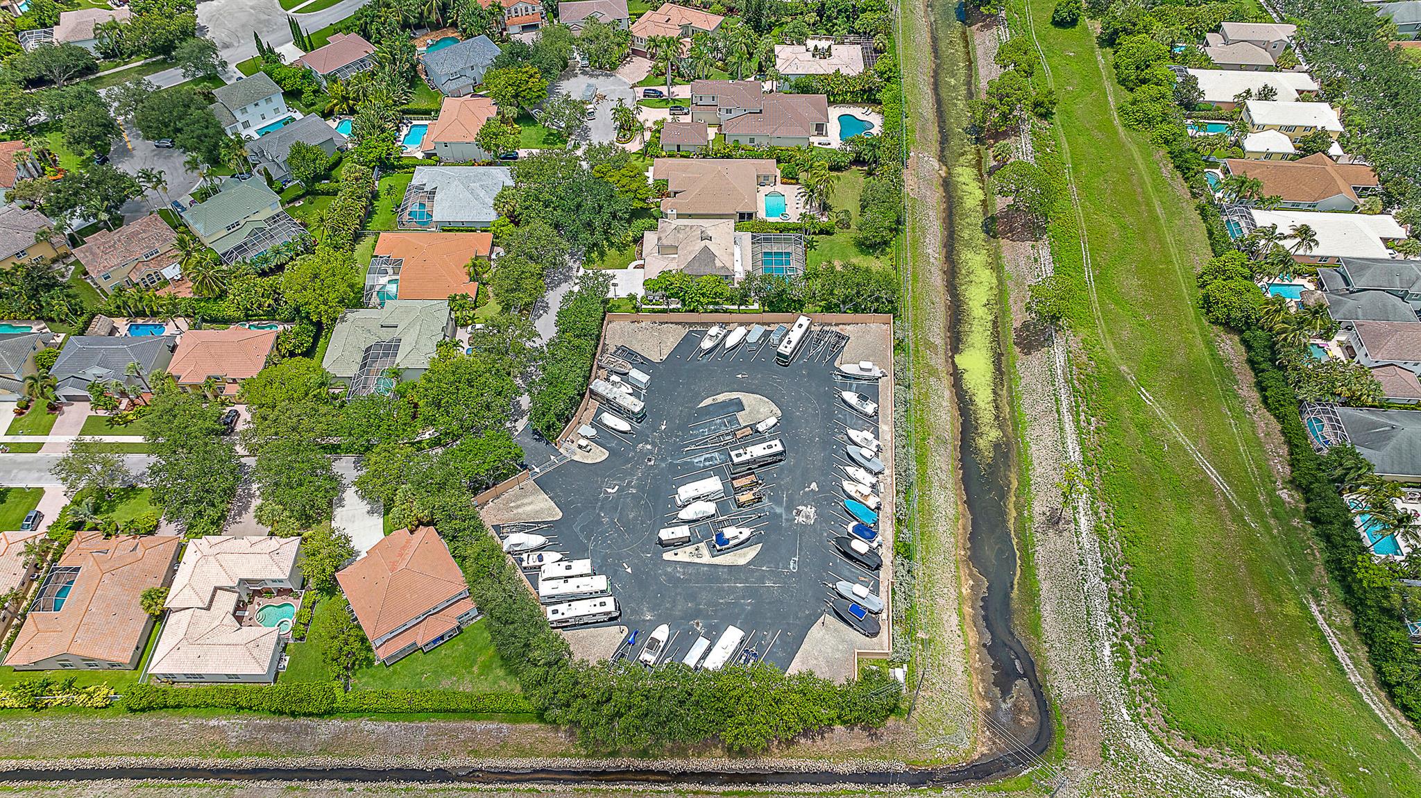 345 Kingfisher Drive