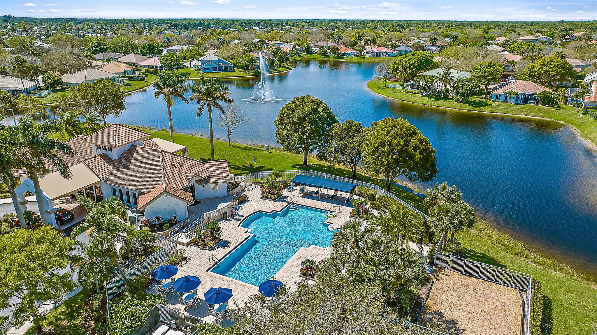 345 Kingfisher Drive