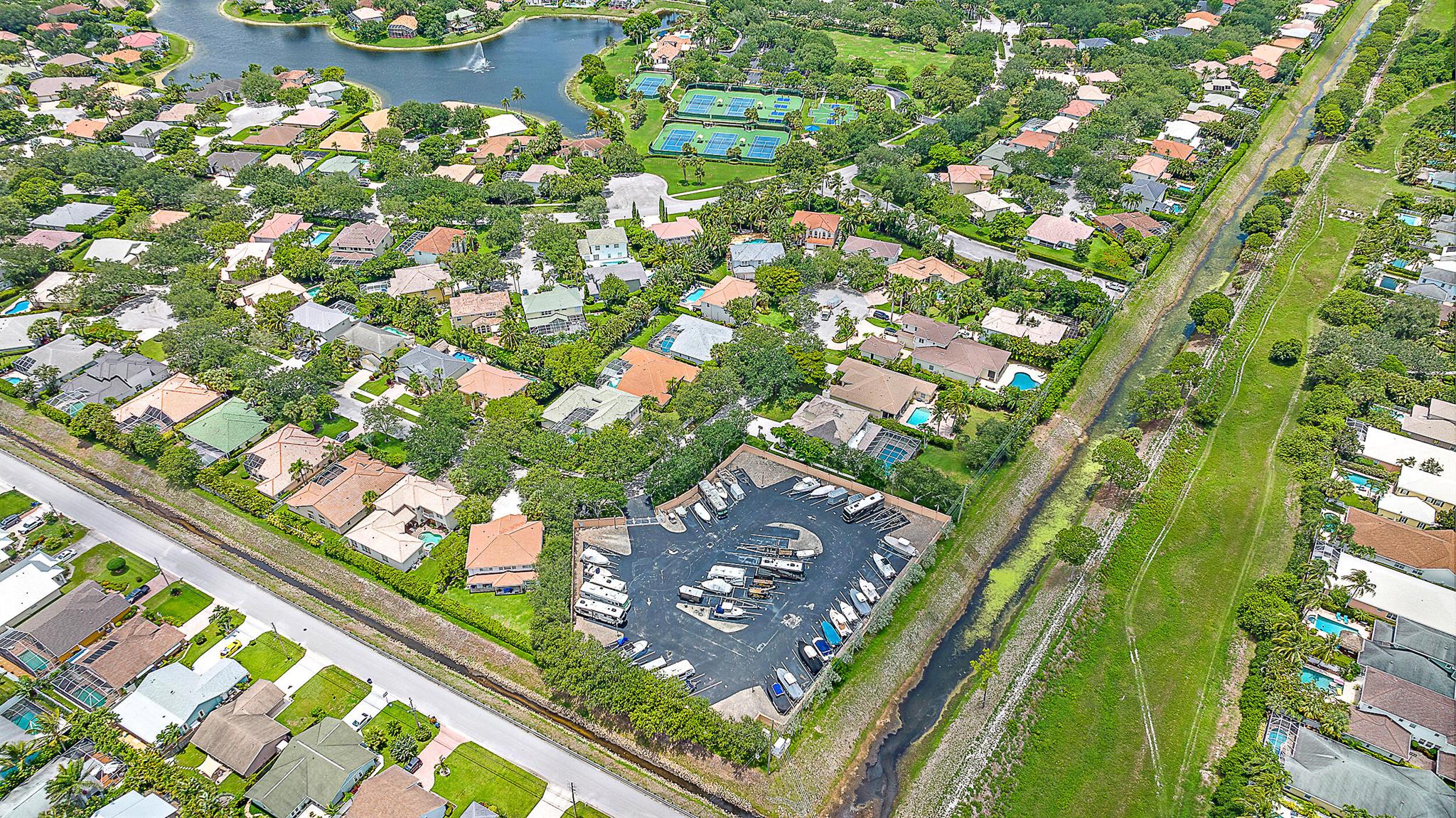 345 Kingfisher Drive