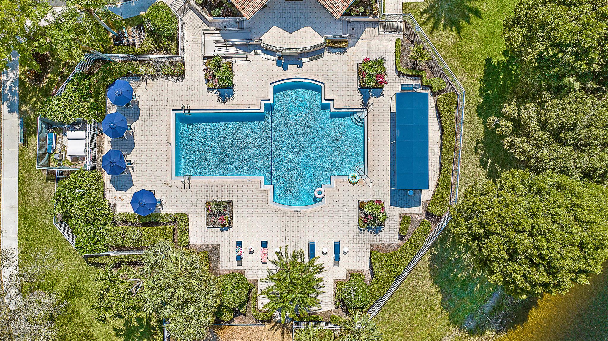 345 Kingfisher Drive