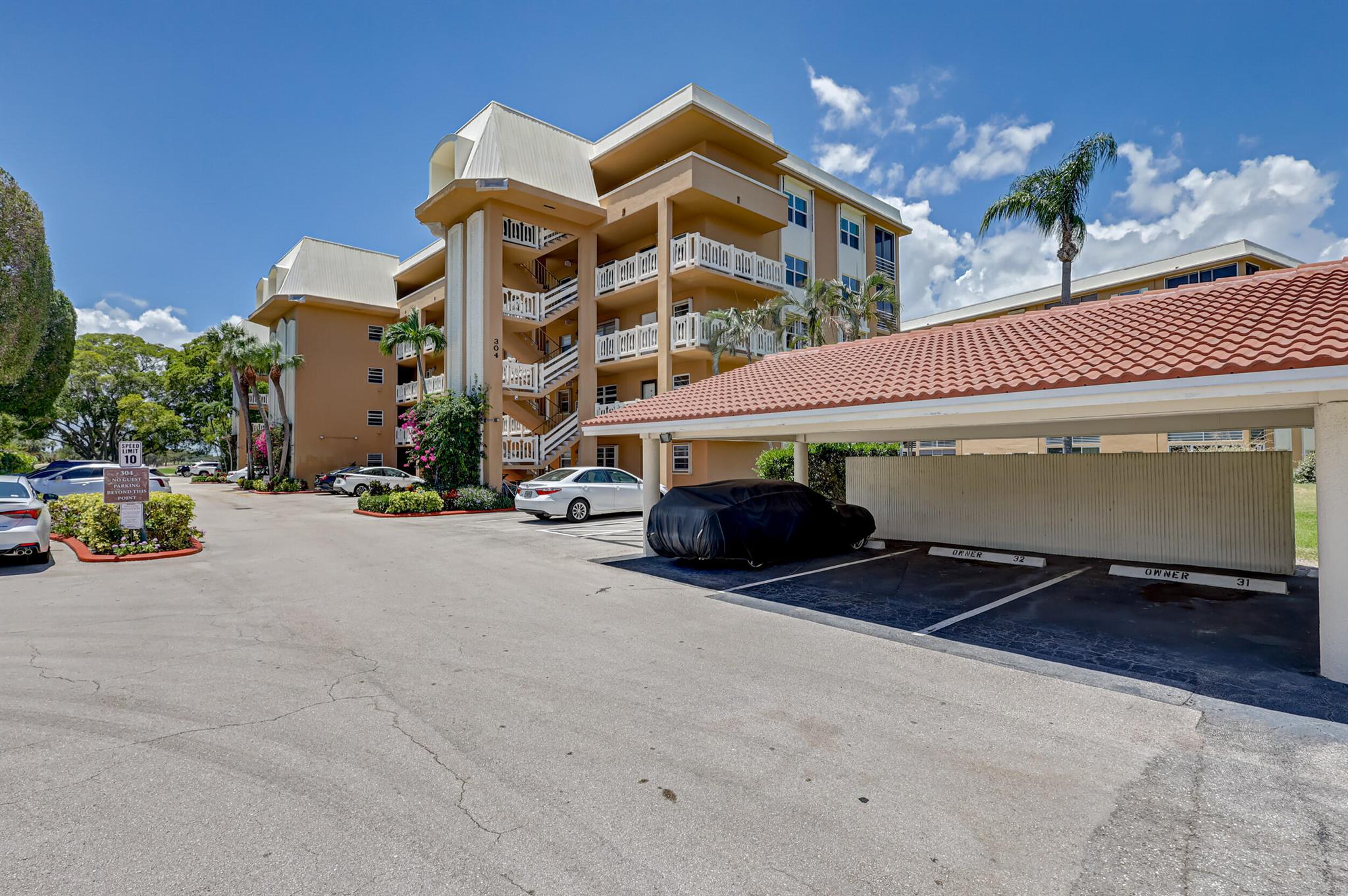 304 Golfview Road Ph7