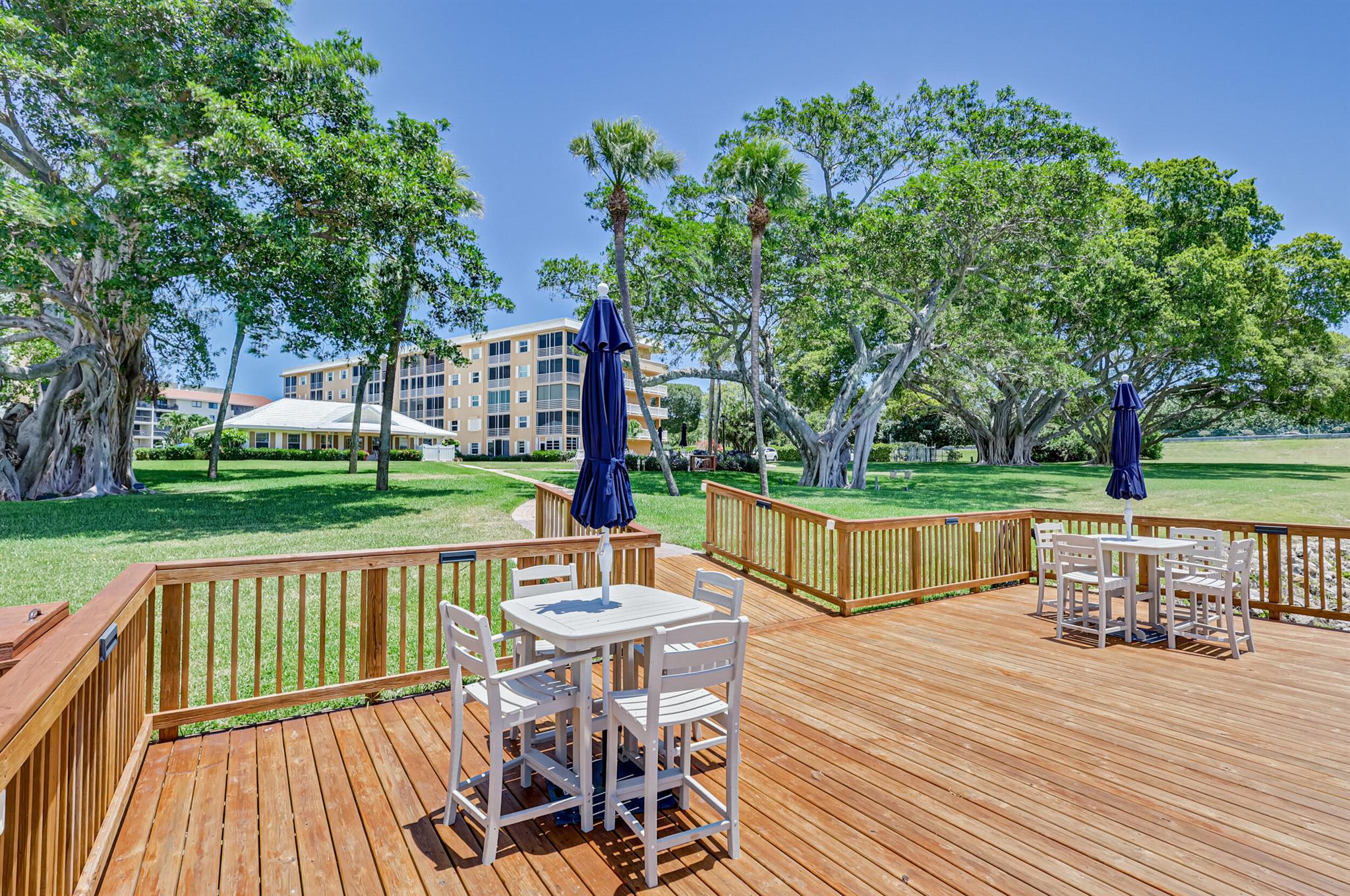 304 Golfview Road Ph7