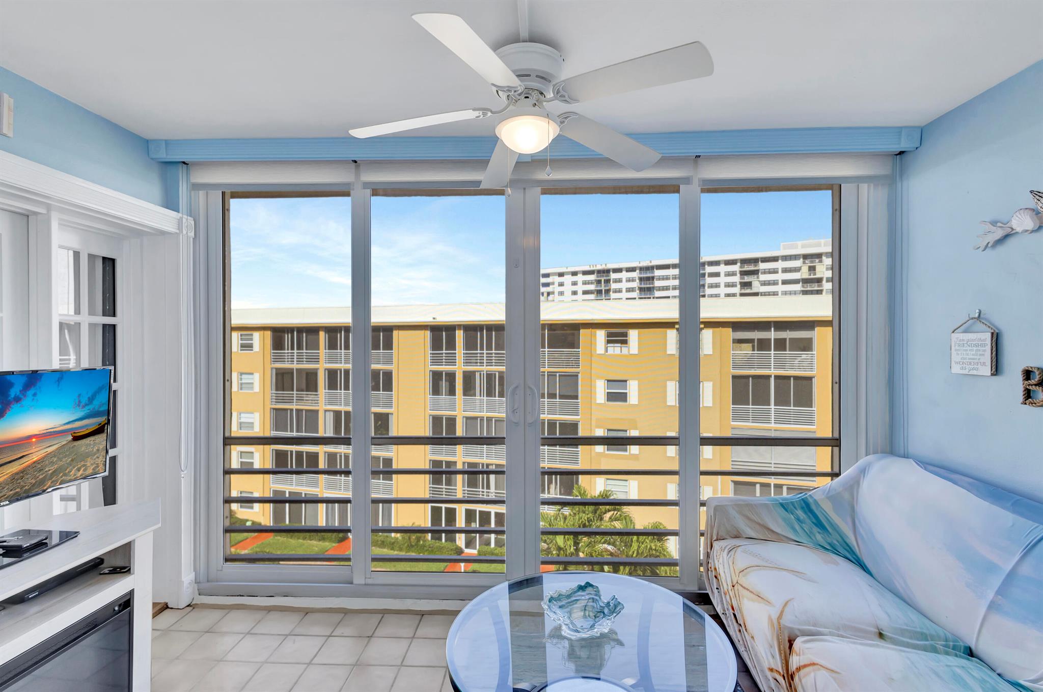 304 Golfview Road Ph7