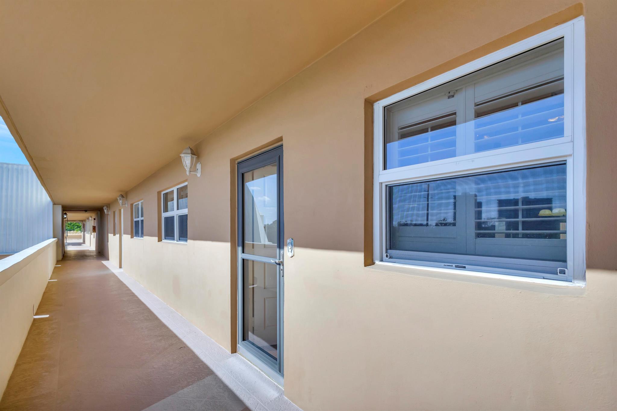 304 Golfview Road Ph7