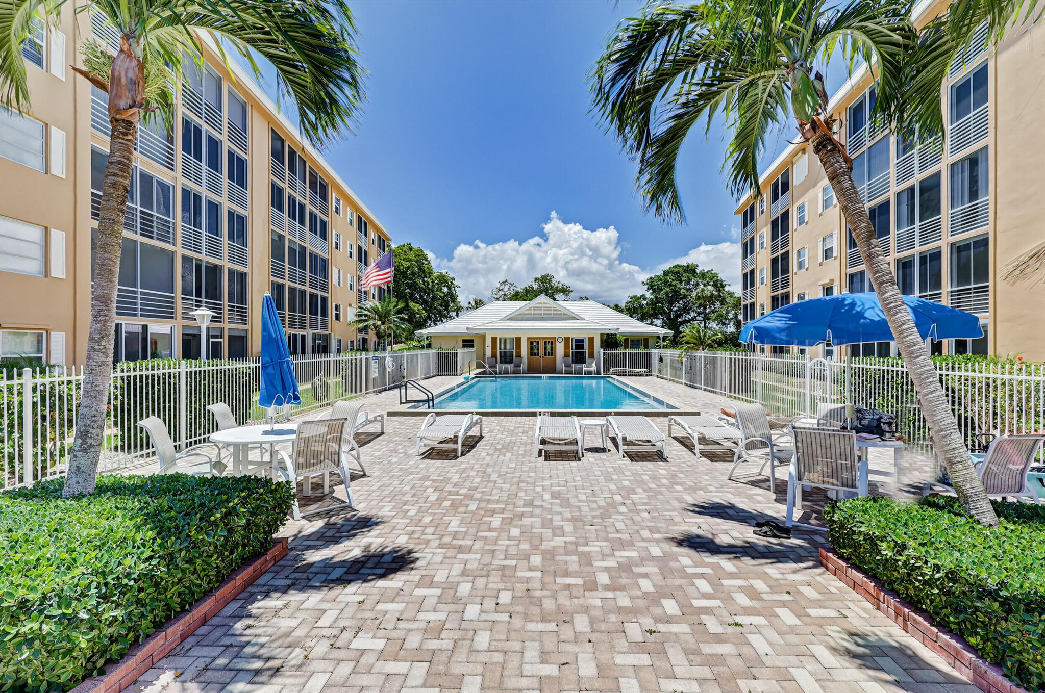 304 Golfview Road Ph7