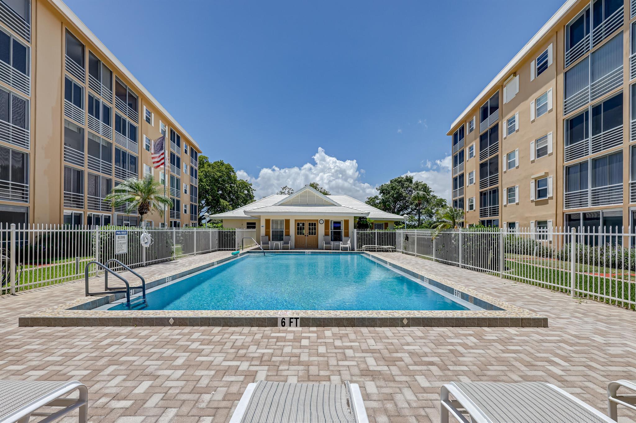 304 Golfview Road Ph7