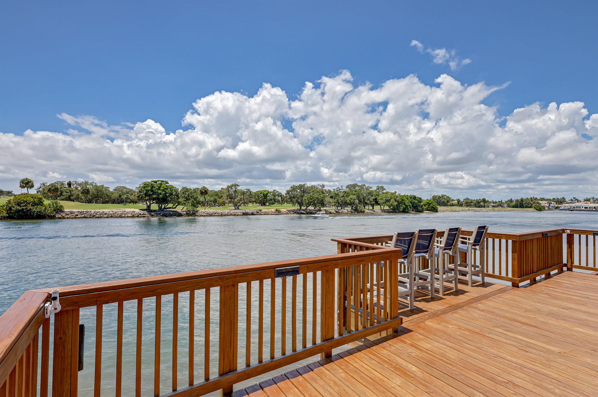 304 Golfview Road Ph7