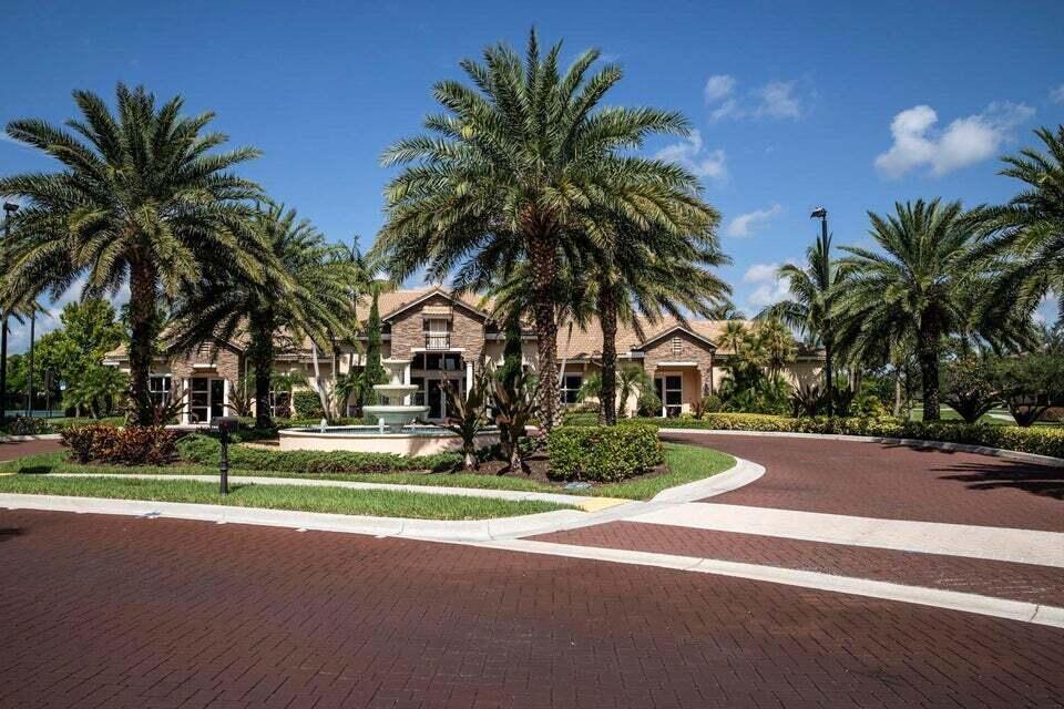 132 Porgee Rock Place