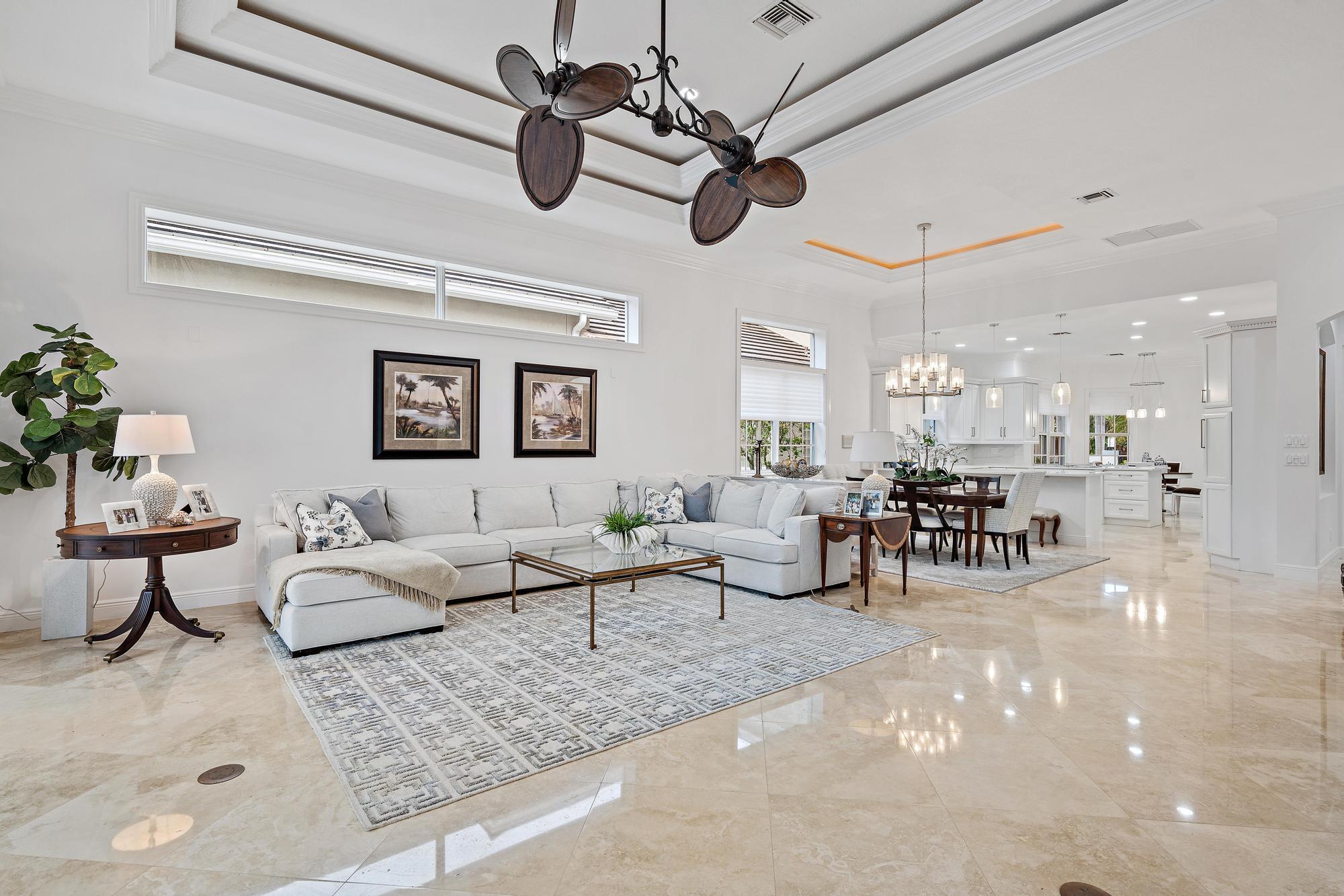 17086 Bay Street