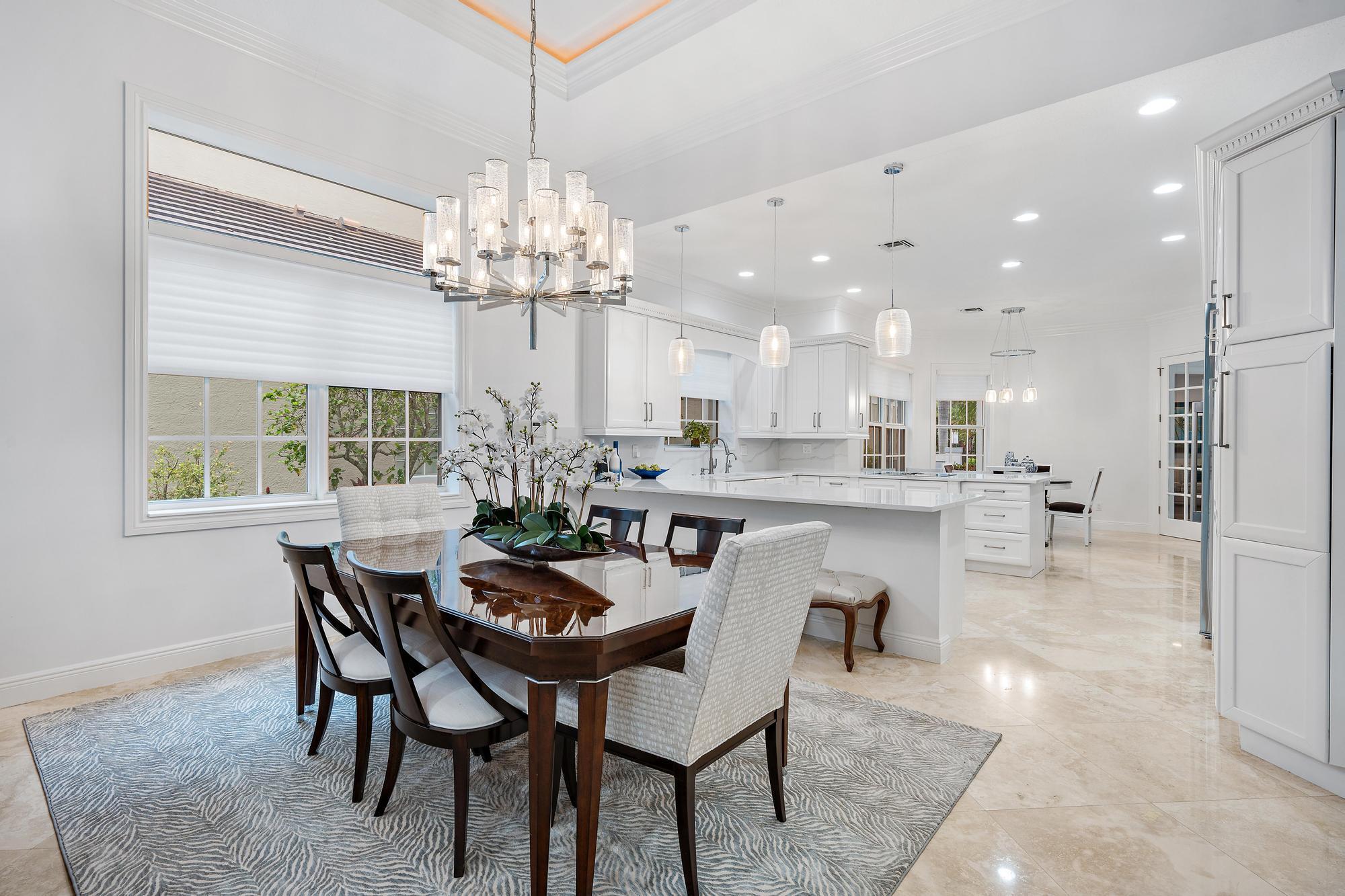 17086 Bay Street