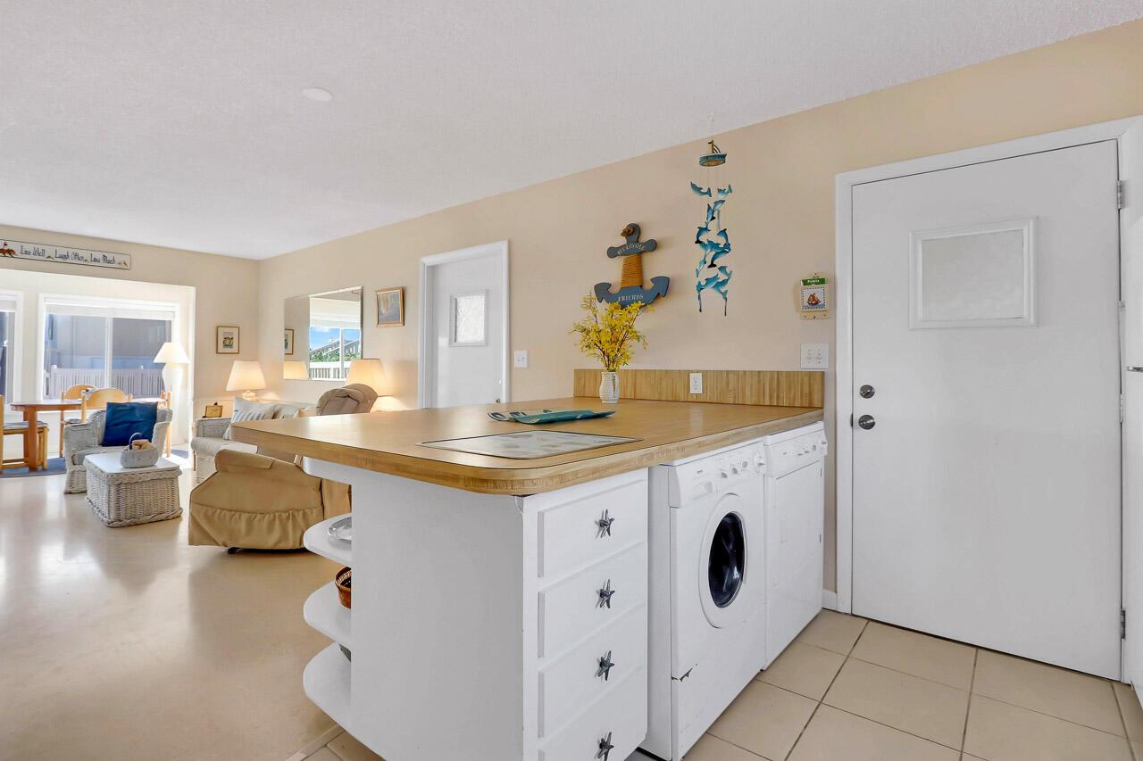 1501 NE Ocean Boulevard 1