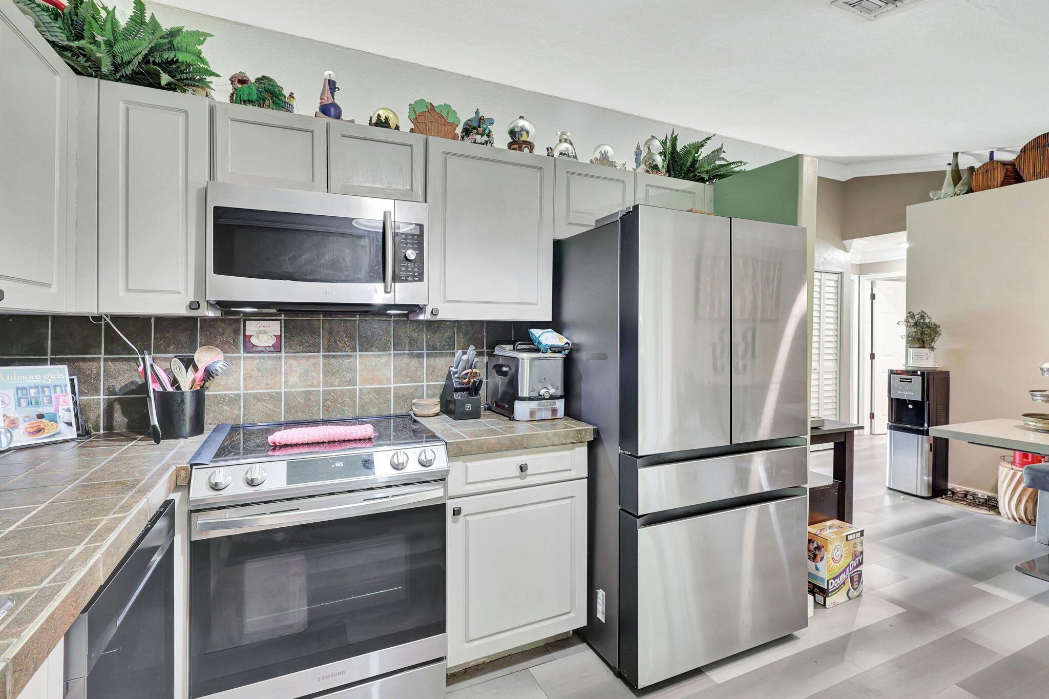 13375 74th Street N