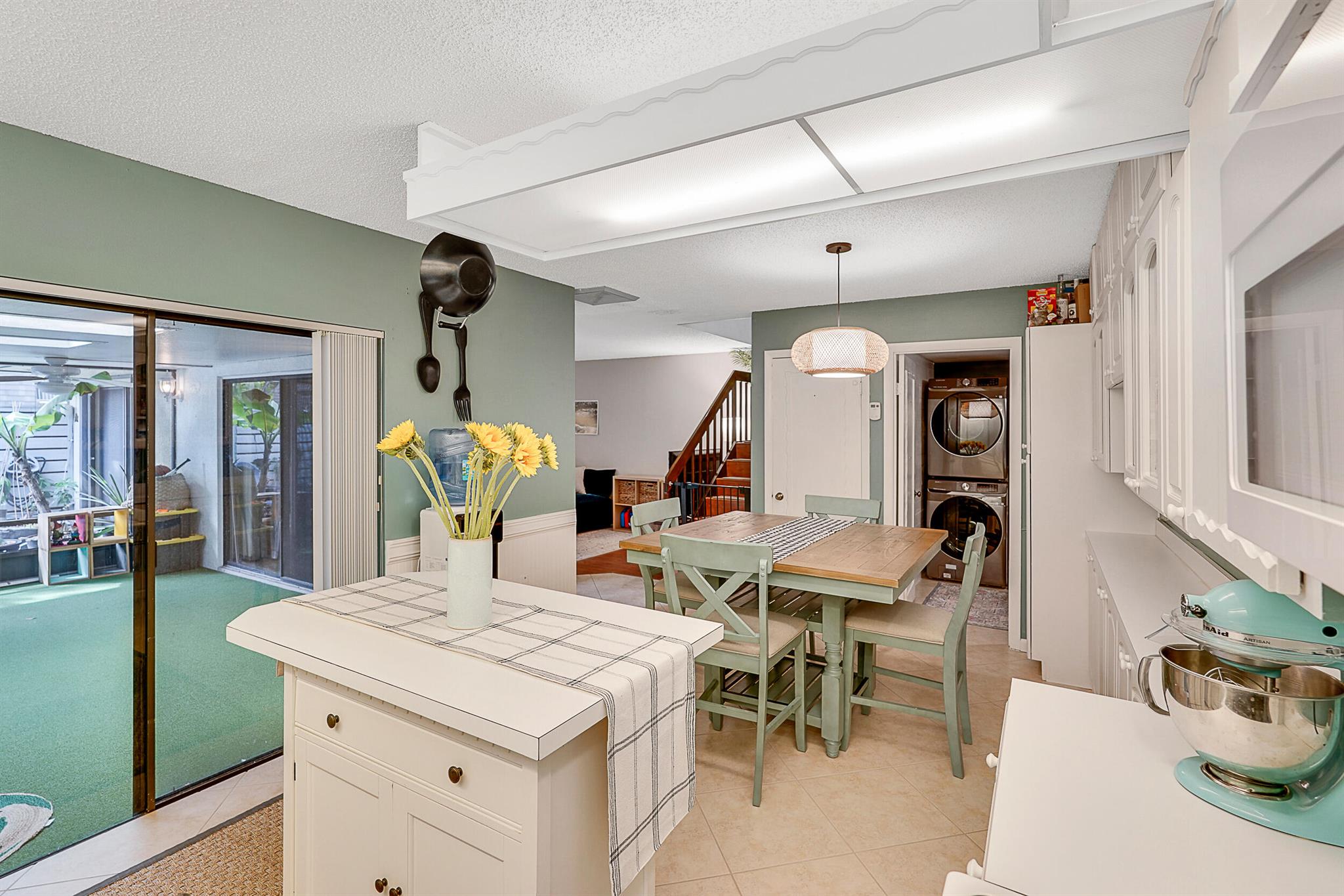 603 6th Terrace