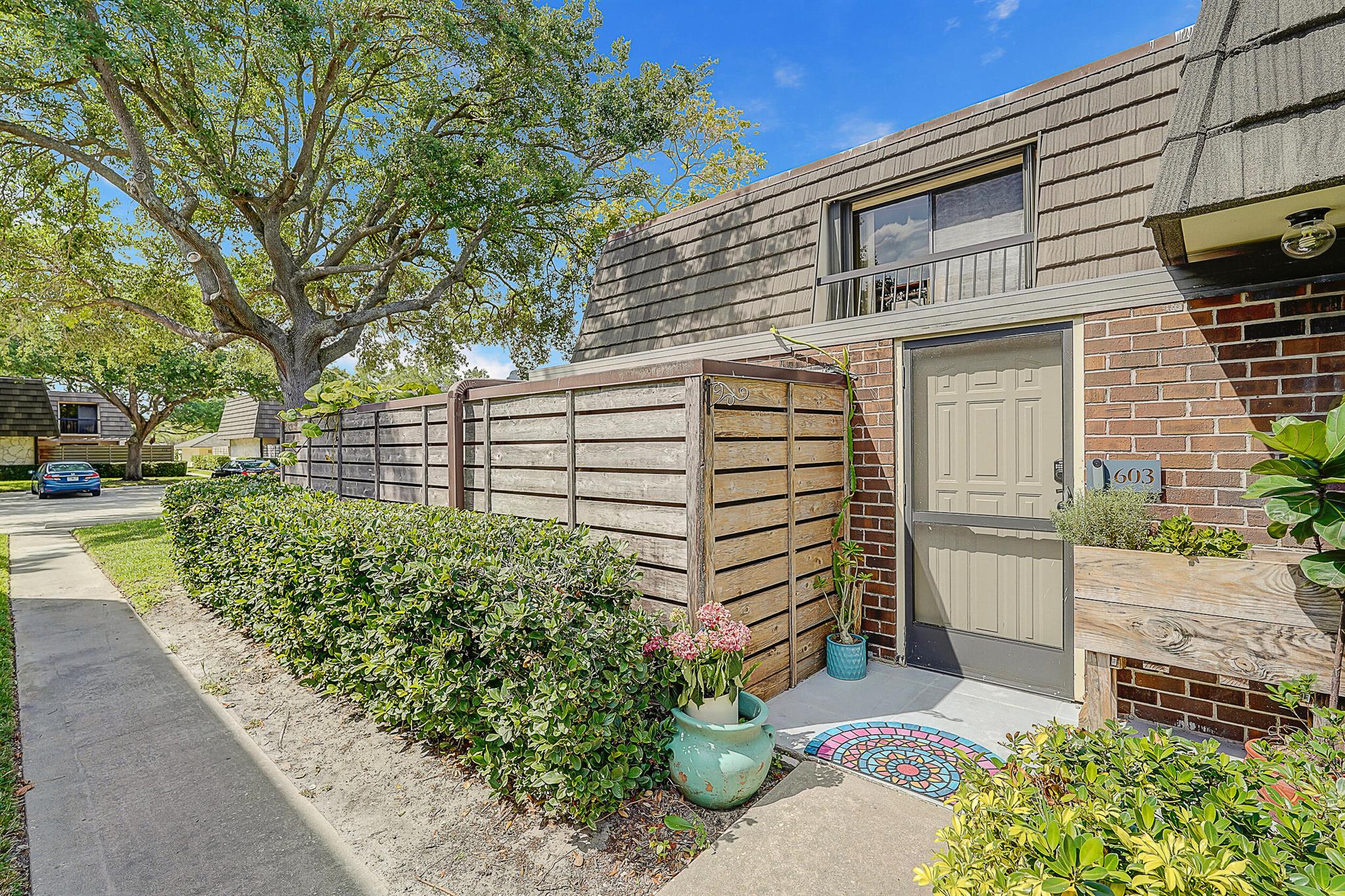603 6th Terrace