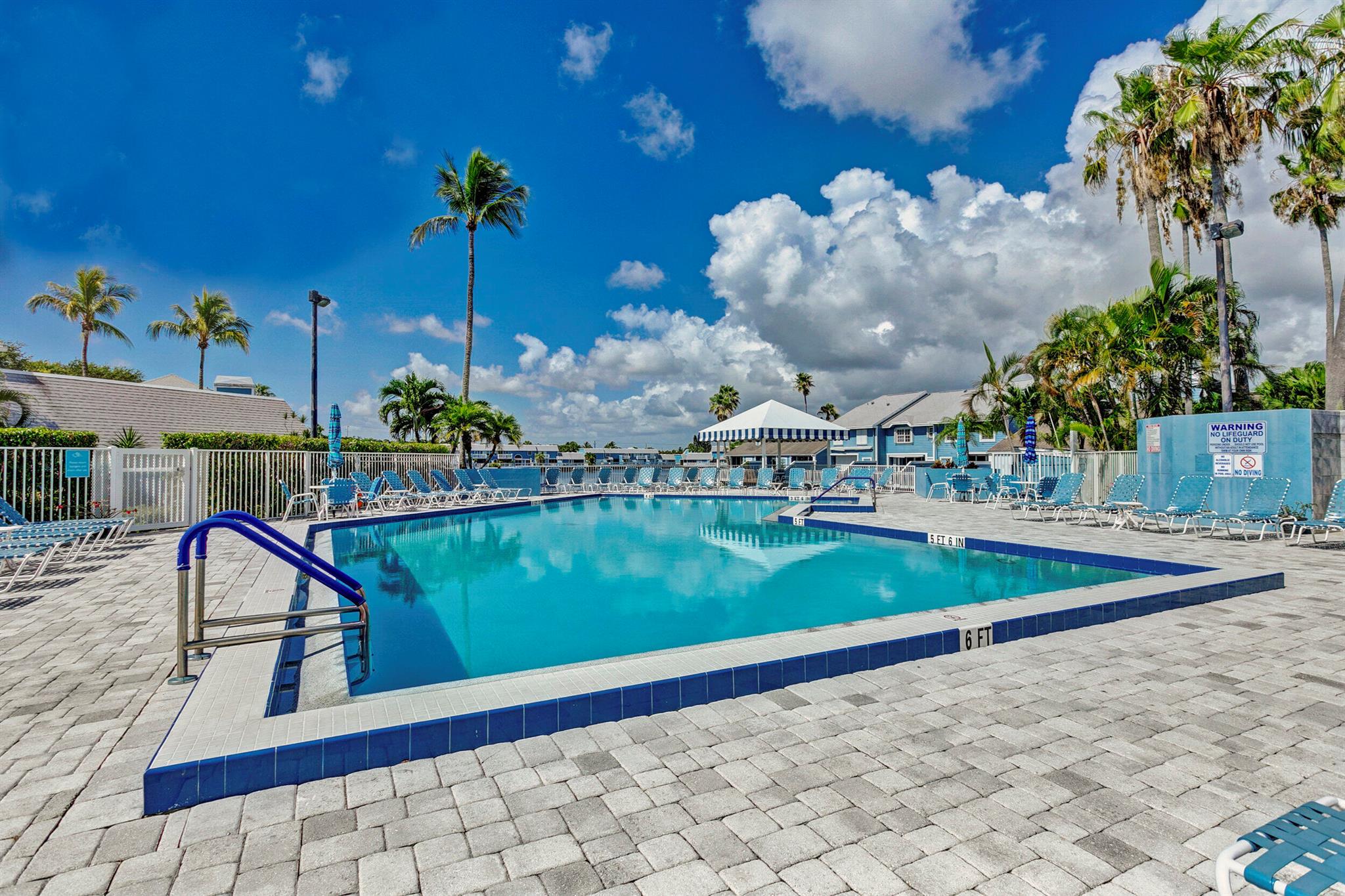 716 Ocean Dunes Circle
