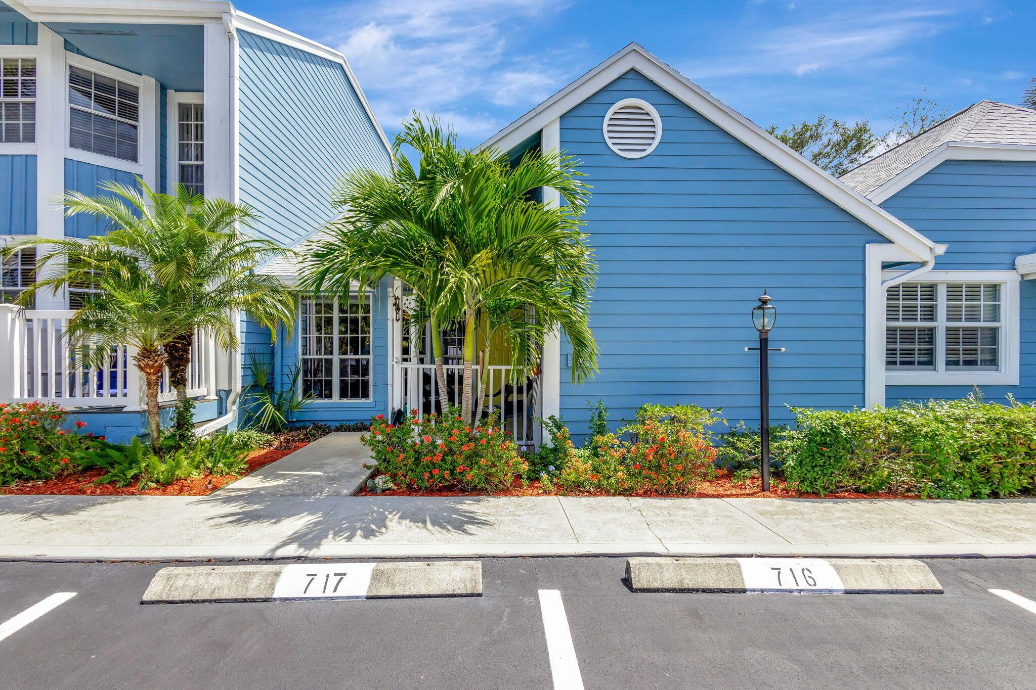 716 Ocean Dunes Circle