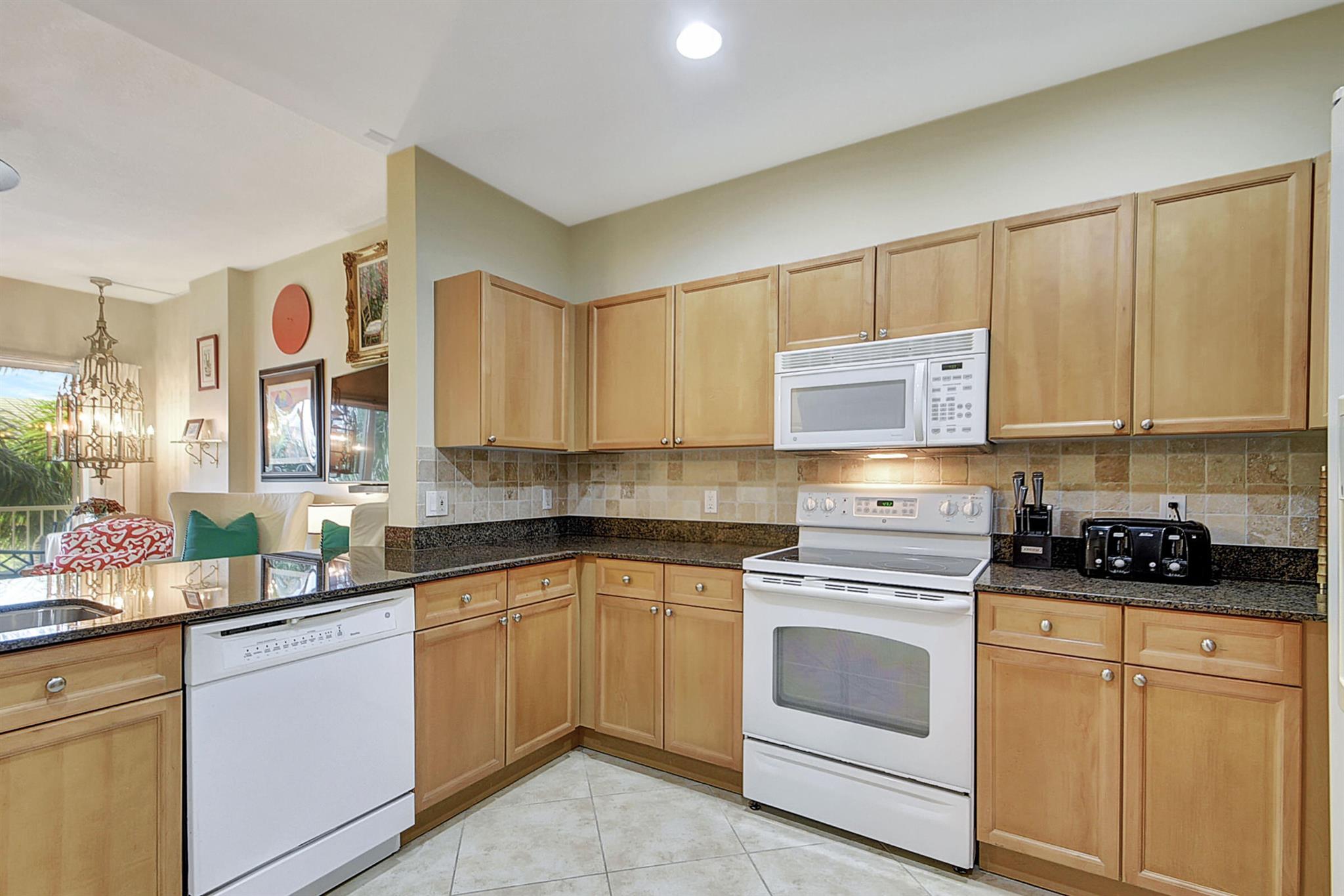 3940 N Flagler Drive N 403