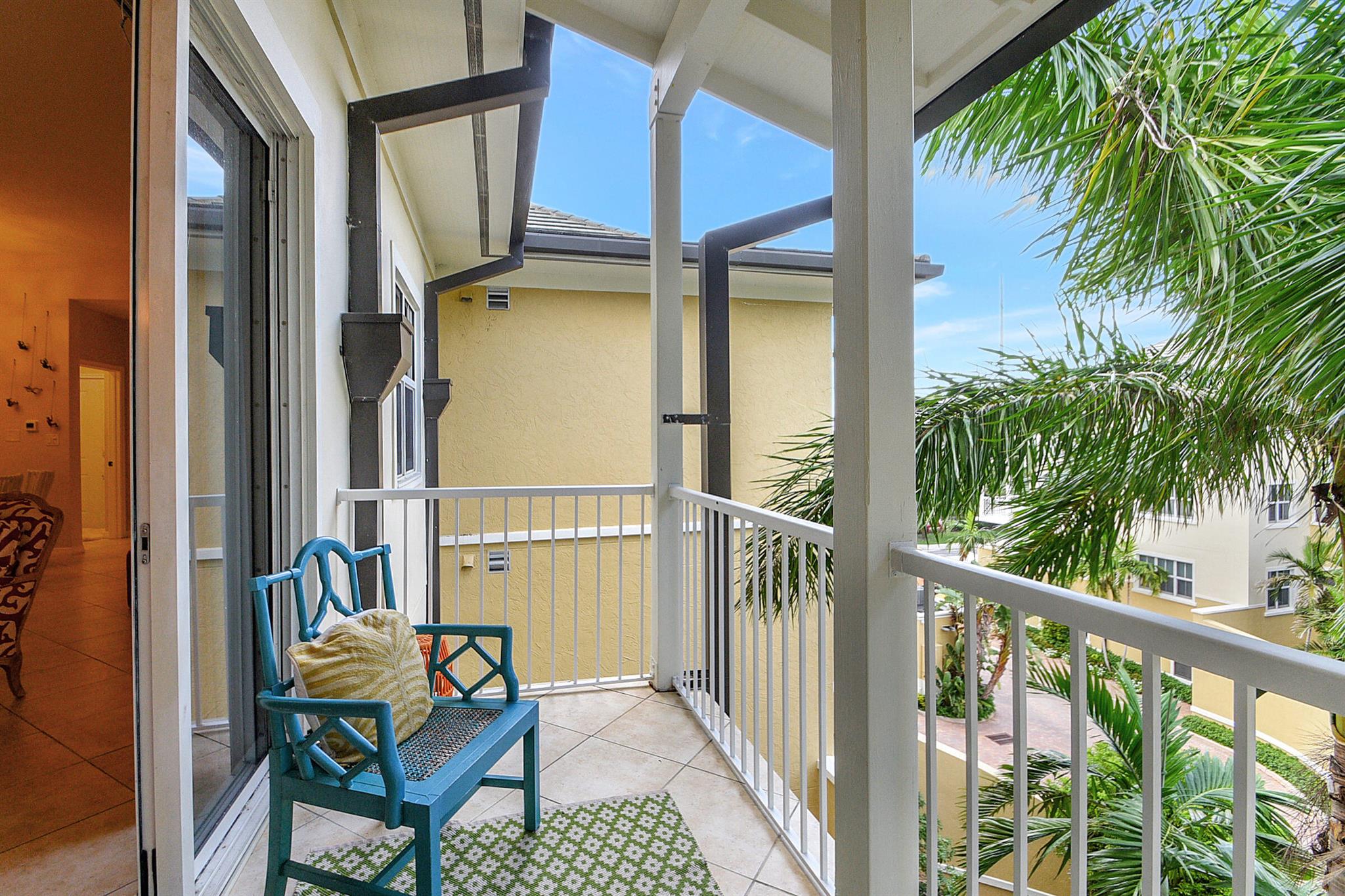 3940 N Flagler Drive N 403