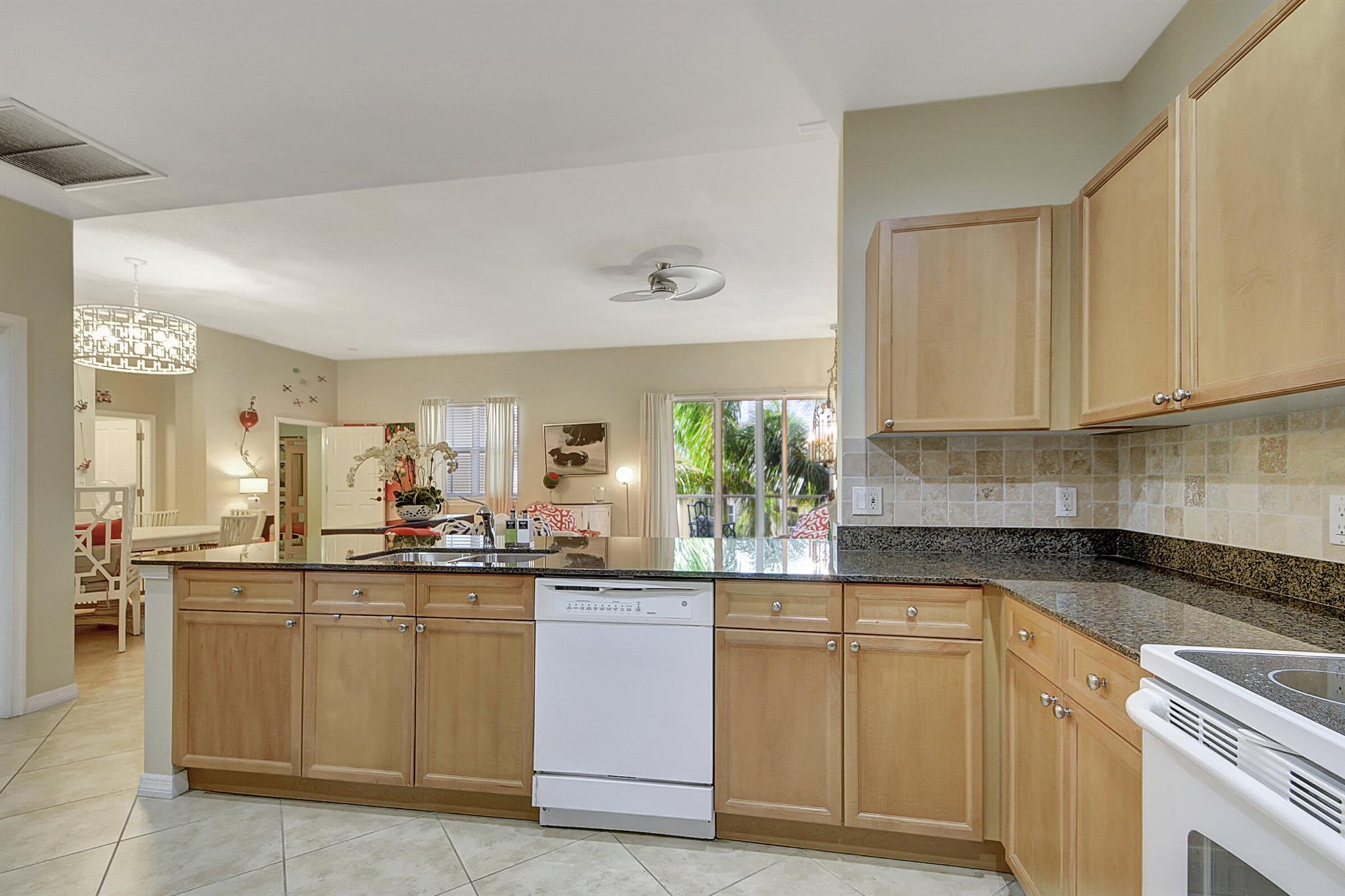 3940 N Flagler Drive N 403