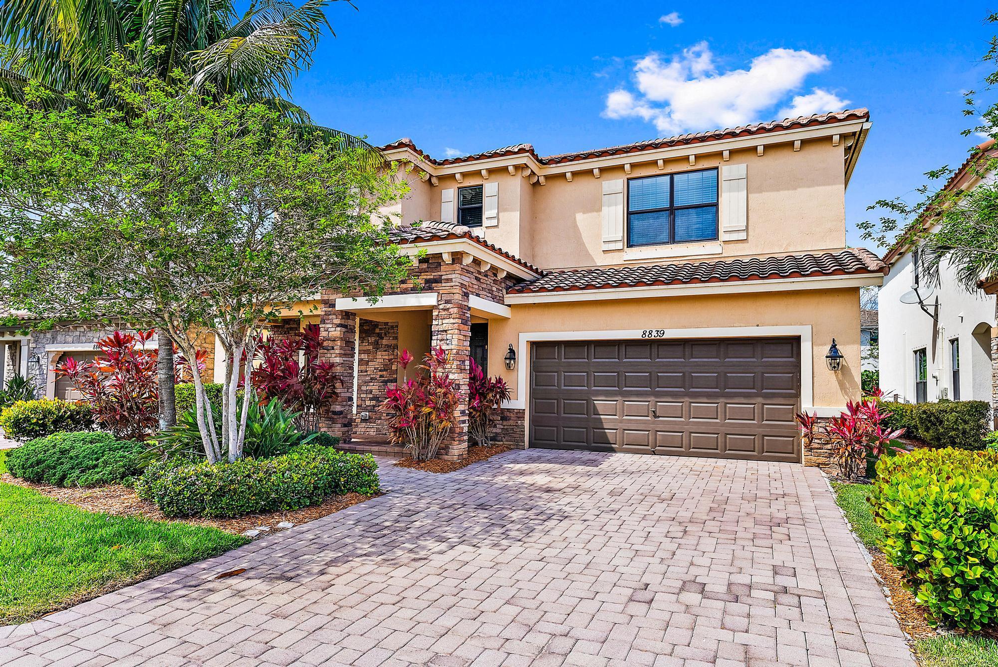 8839 Willow Cove Lane