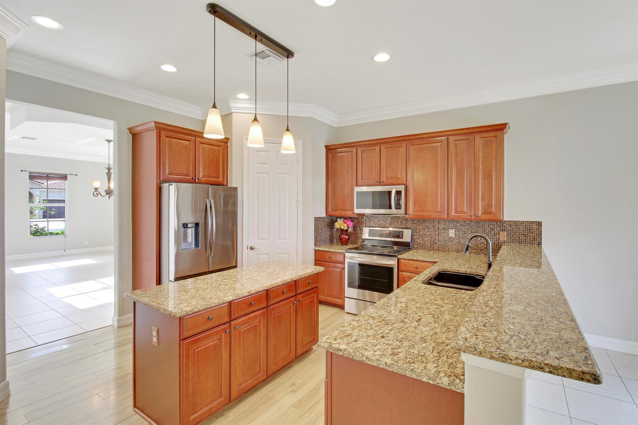 10722 Willow Oak Court