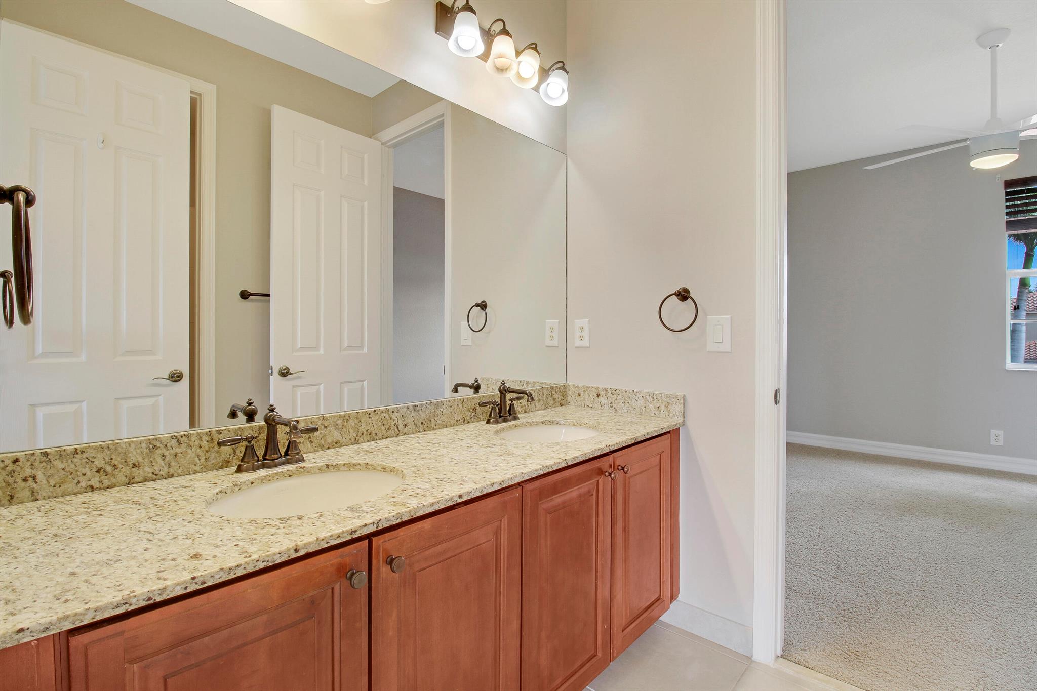 10722 Willow Oak Court