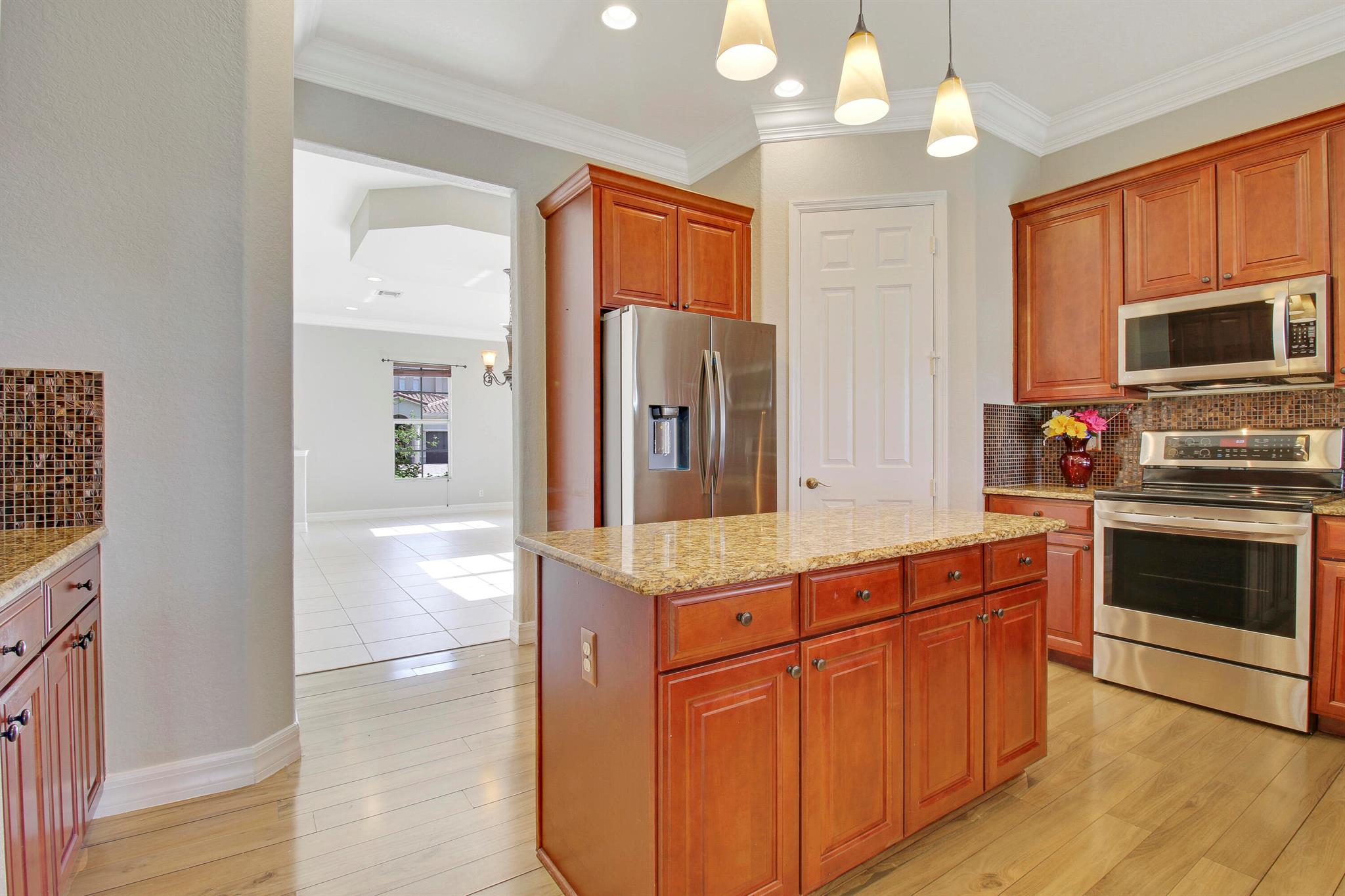 10722 Willow Oak Court