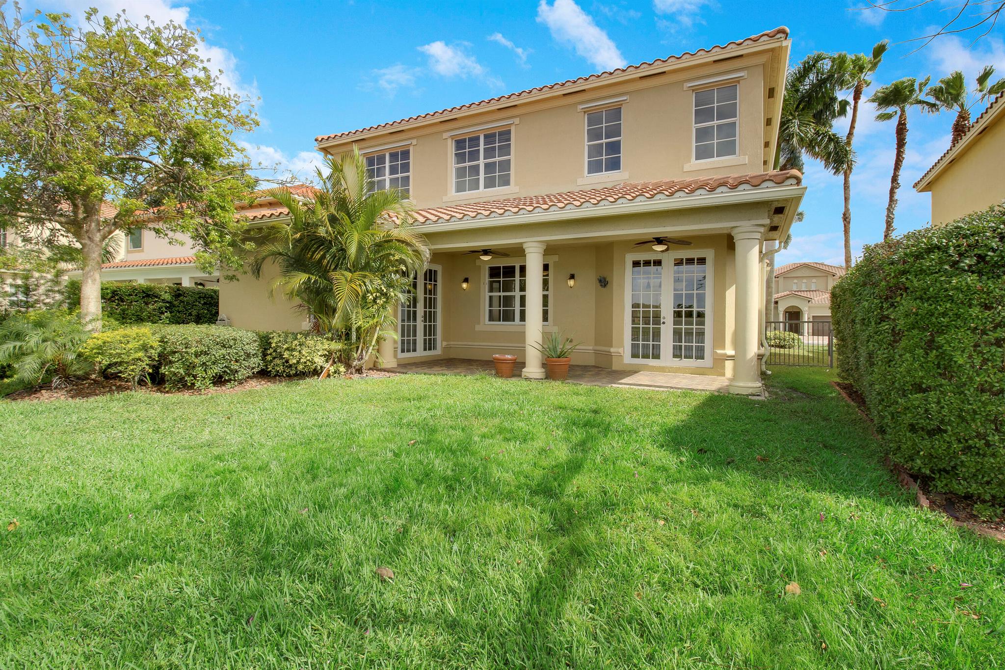 10722 Willow Oak Court