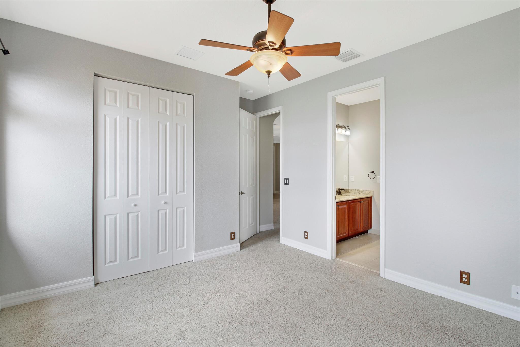 10722 Willow Oak Court