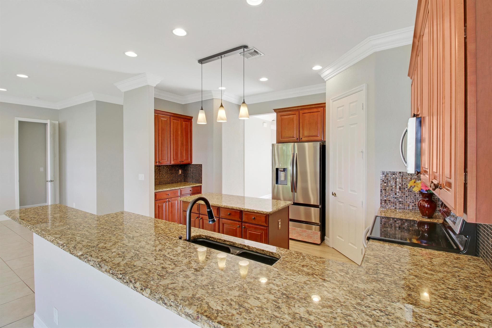 10722 Willow Oak Court