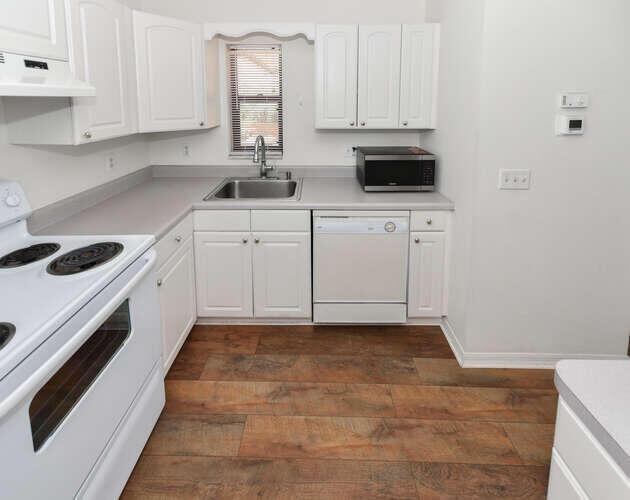 2454 SE Garden Terrace 306