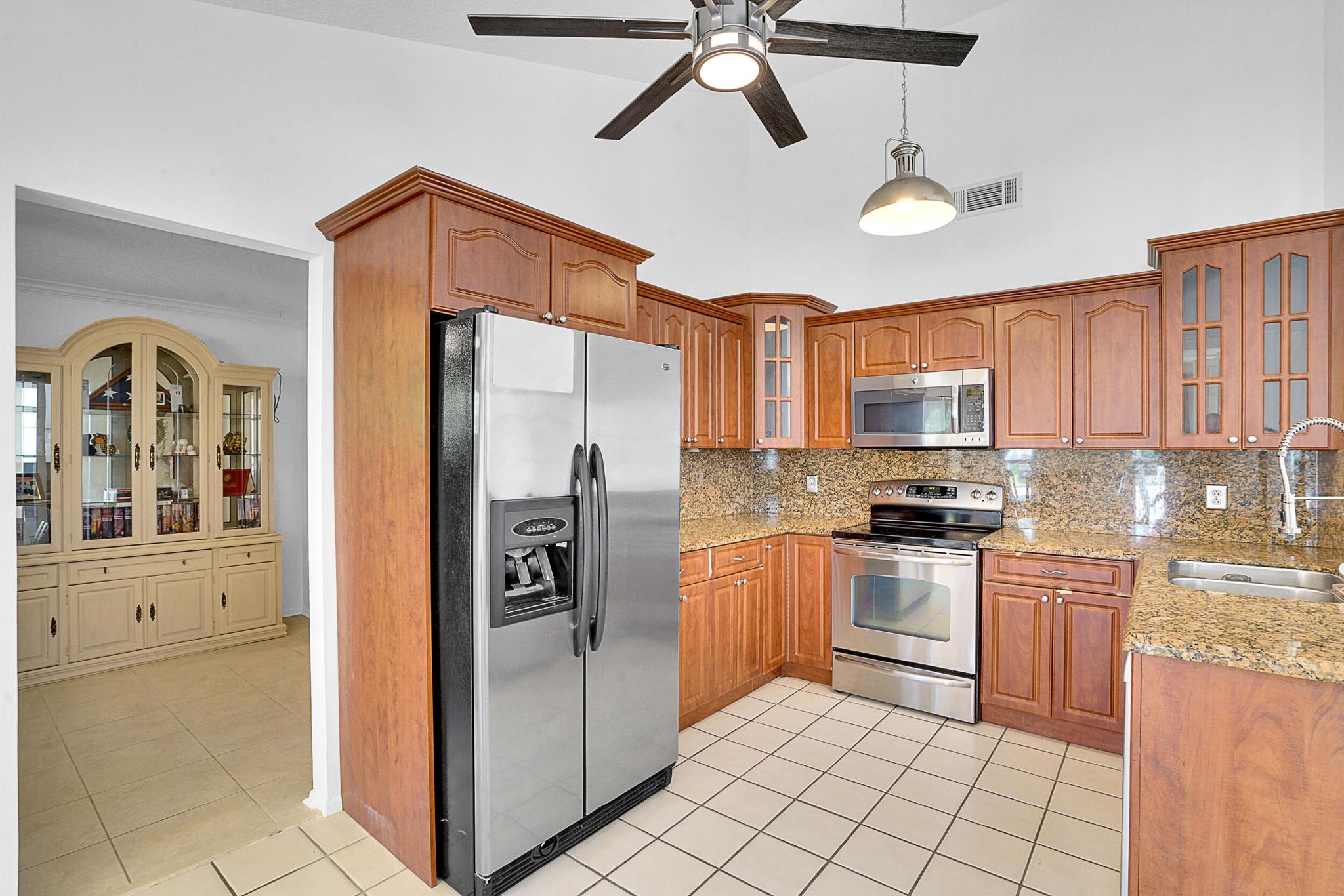 5504 Courtney Circle