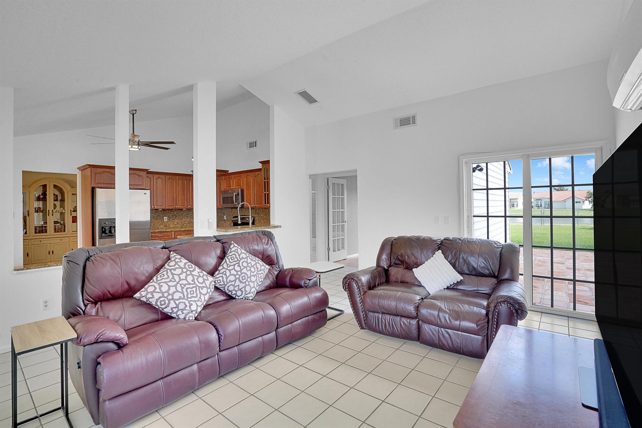 5504 Courtney Circle