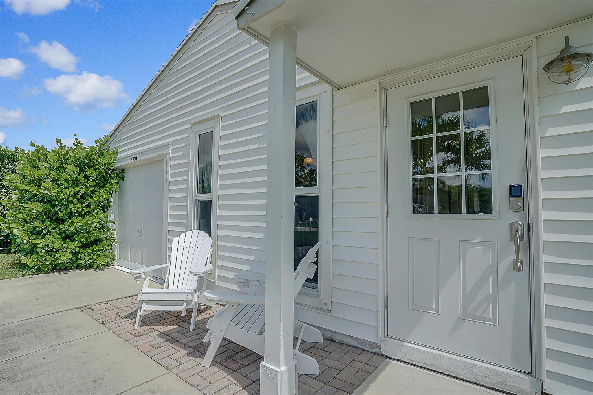 5504 Courtney Circle