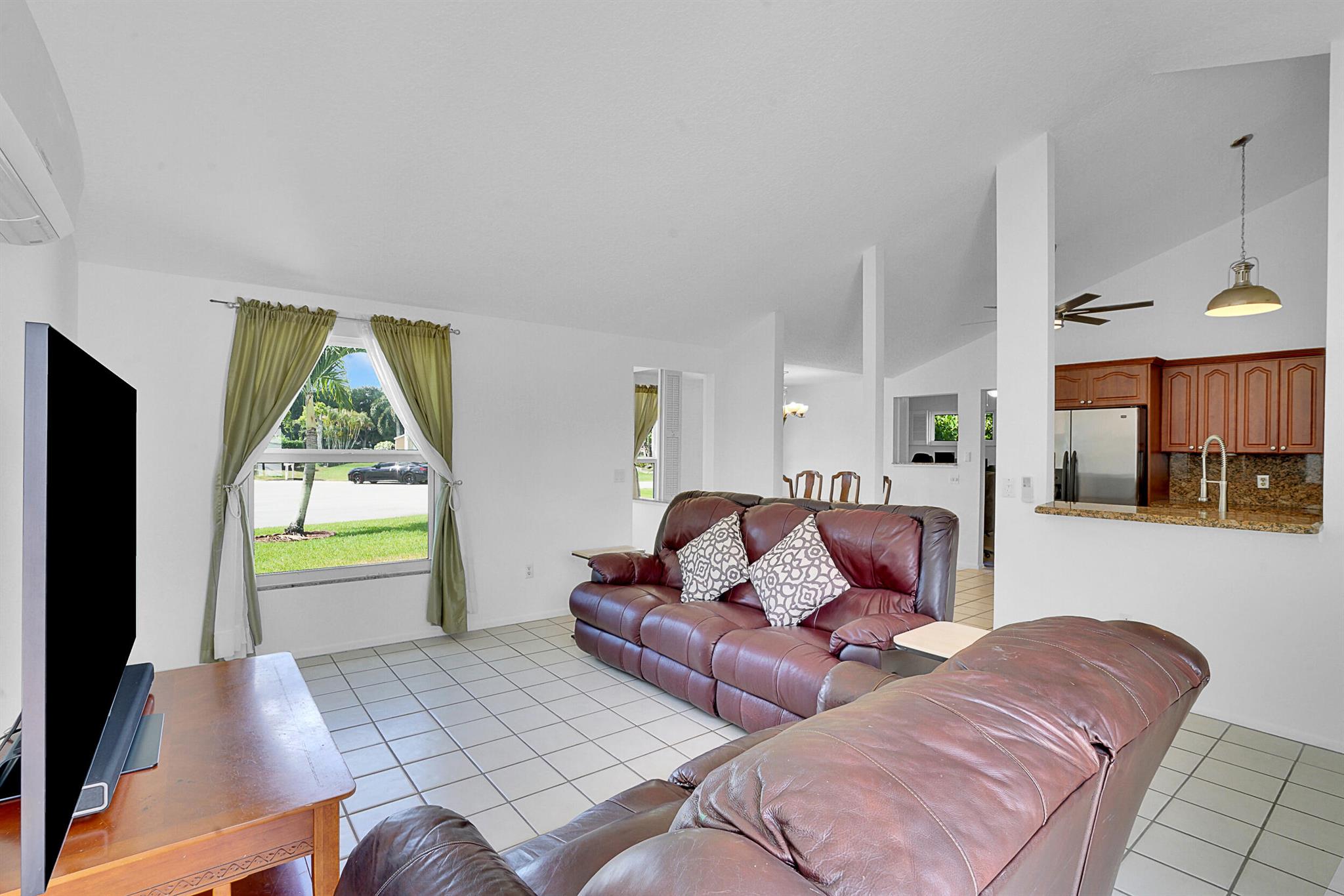 5504 Courtney Circle